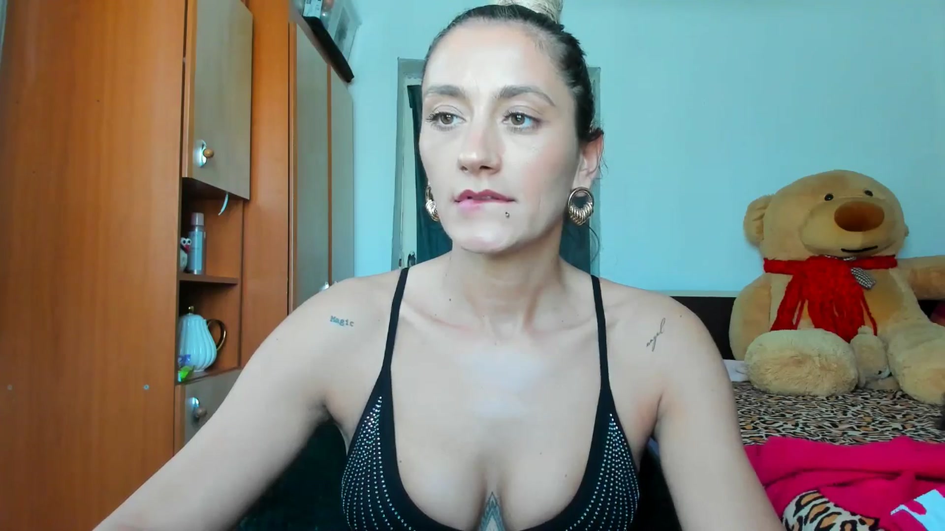 Gallery image thumbnail from Barbie_Girl_'s myfreecams stream on, 04/21/2025, 13:38 image 11 of 20