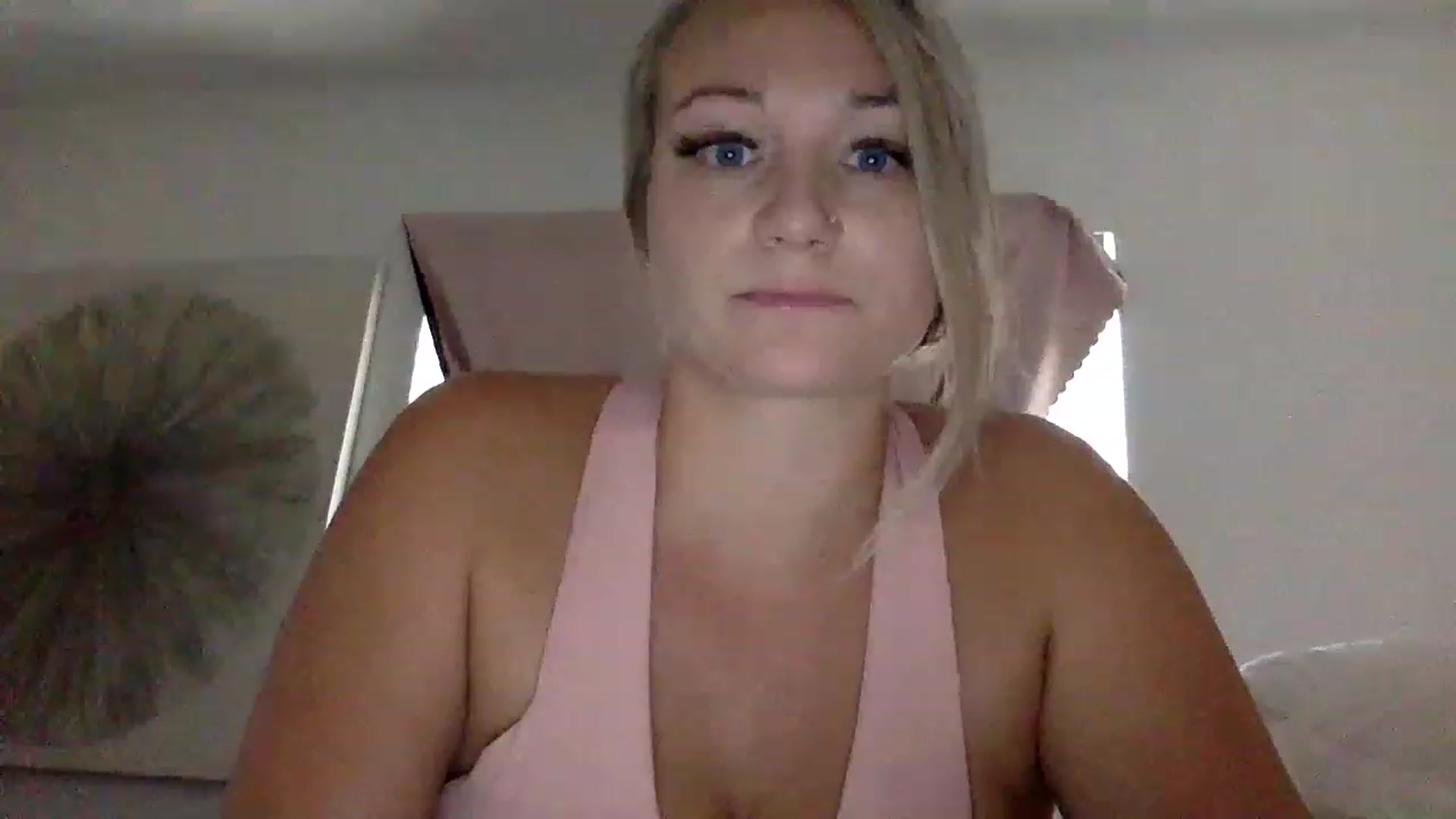 Gallery image thumbnail from Barbiedoll_22's myfreecams stream on, 05/13/2023, 19:44 image 2 of 20