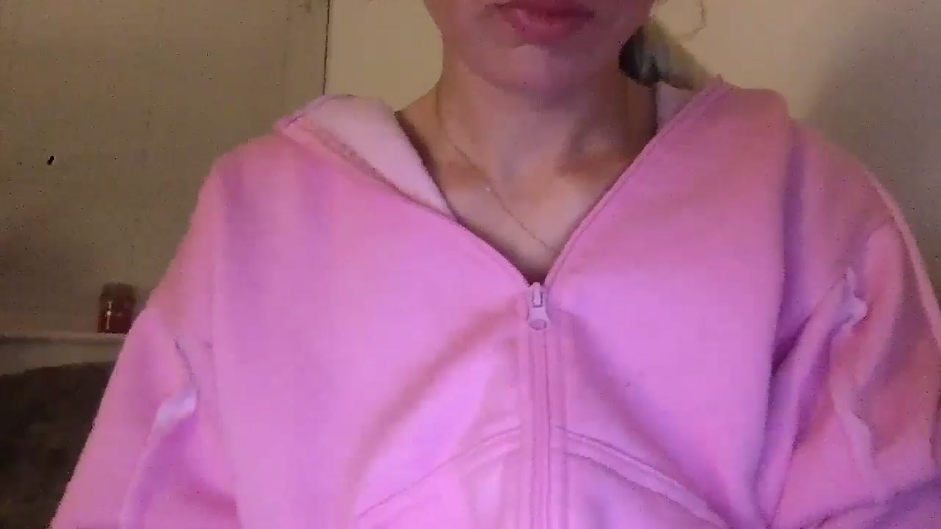 Gallery image thumbnail from Barbxie's myfreecams stream on, 02/04/2026, 02:02 image 18 of 20