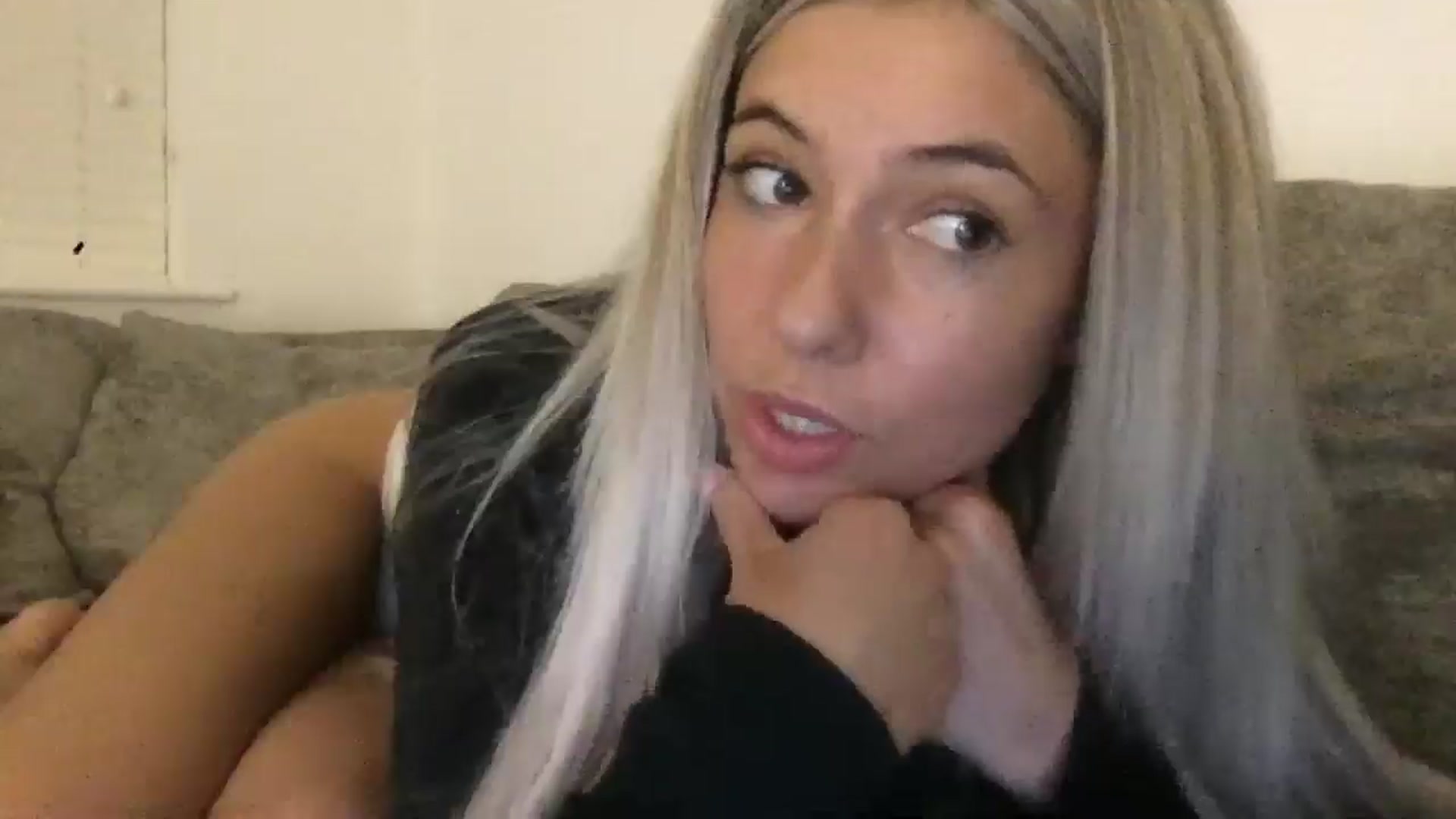 Gallery image thumbnail from Barbxie's myfreecams stream on, 04/16/2026, 22:43 image 8 of 20