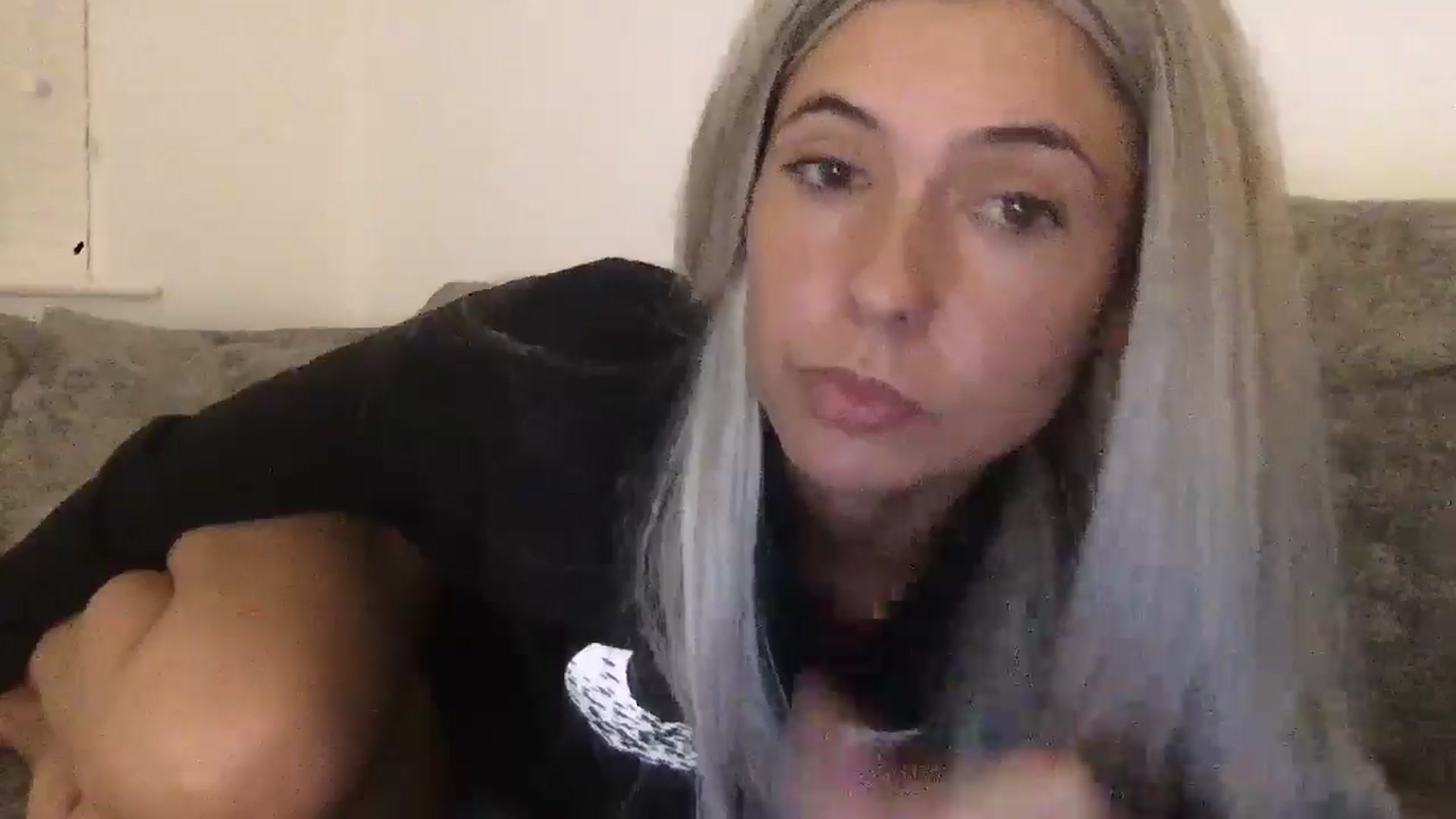 Gallery image thumbnail from Barbxie's myfreecams stream on, 04/16/2026, 22:43 image 14 of 20