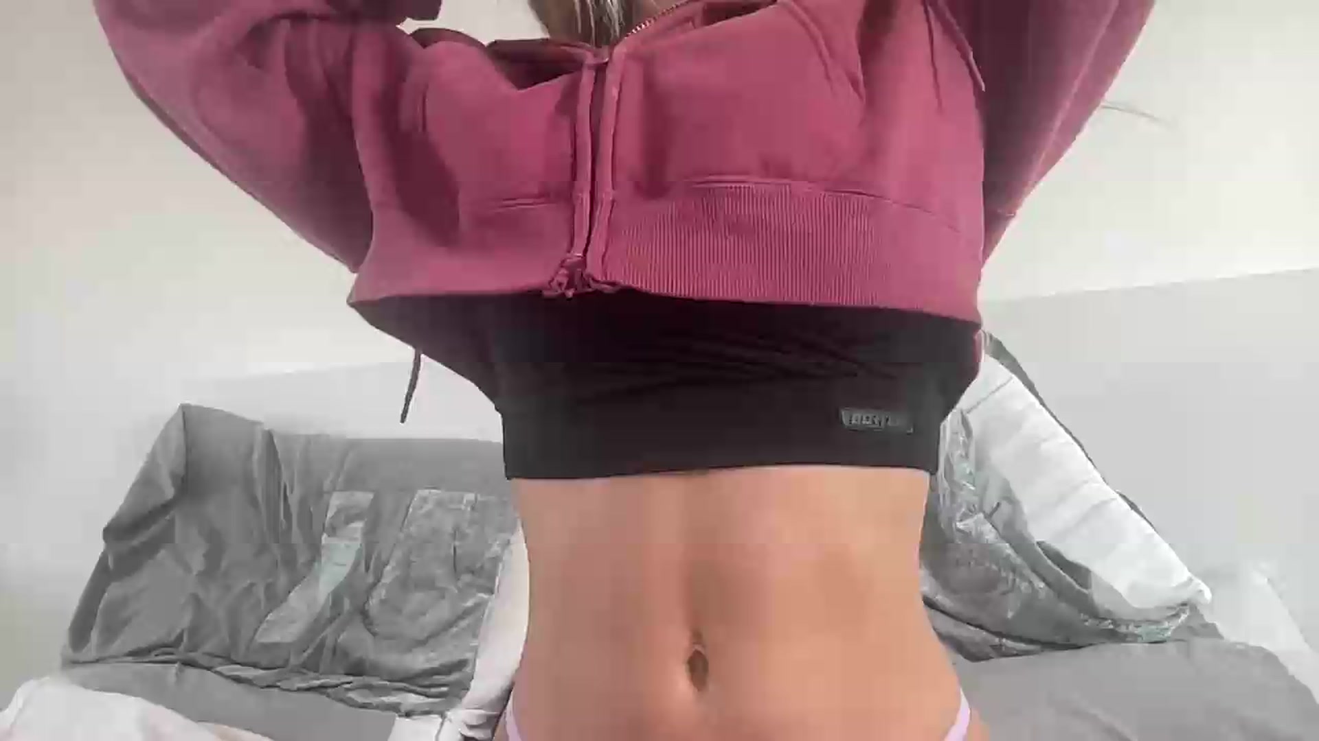 Gallery image thumbnail from Barbxie's myfreecams stream on, 08/19/2026, 14:36 image 1 of 20