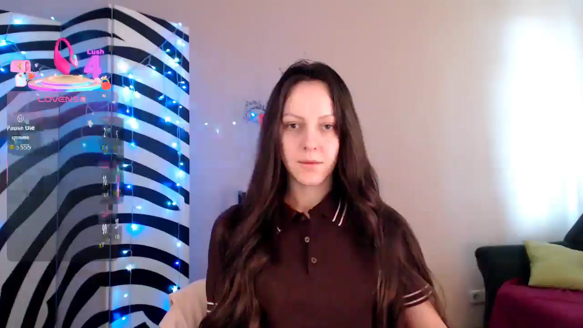 Gallery image thumbnail from BareflySi's myfreecams stream on, 10/14/2025, 10:31 image 6 of 20