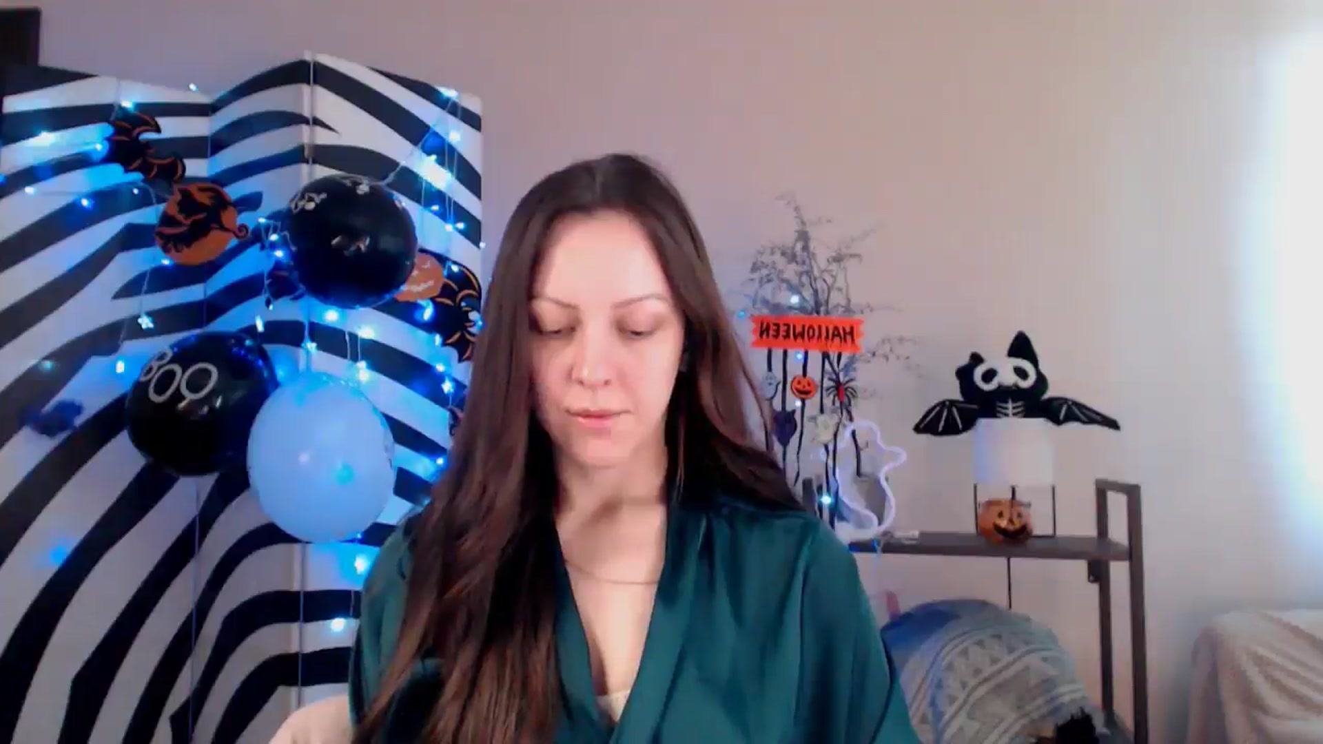 Gallery image thumbnail from BareflySi's myfreecams stream on, 10/30/2025, 10:58 image 2 of 20