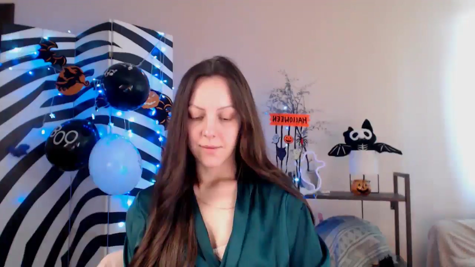 Gallery image thumbnail from BareflySi's myfreecams stream on, 10/30/2025, 10:58 image 9 of 20