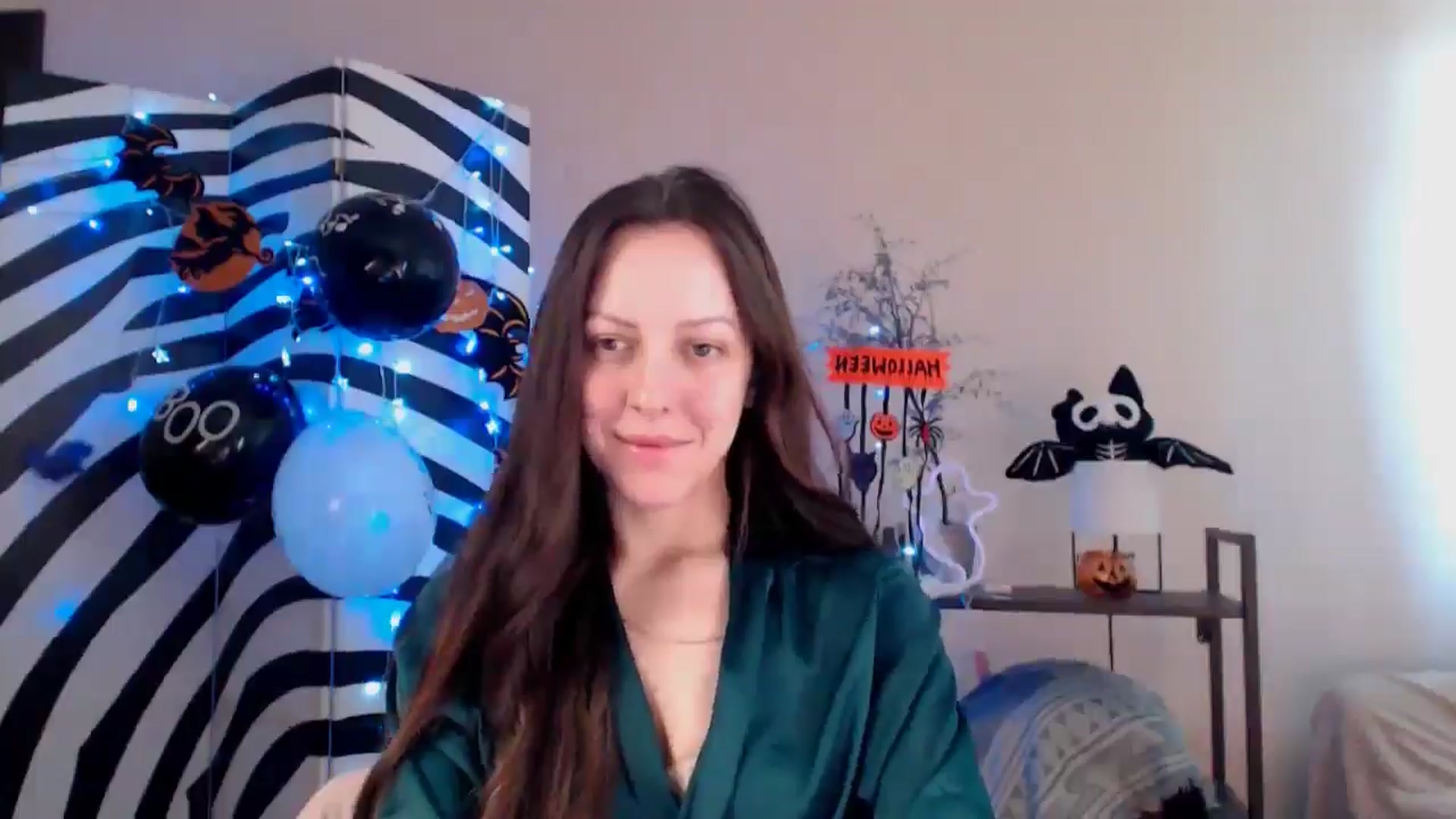 Gallery image thumbnail from BareflySi's myfreecams stream on, 10/30/2025, 10:58 image 3 of 20