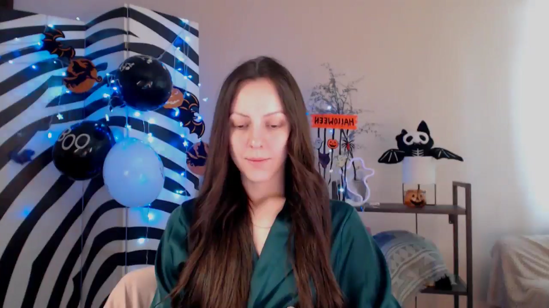 Gallery image thumbnail from BareflySi's myfreecams stream on, 10/30/2025, 10:58 image 20 of 20