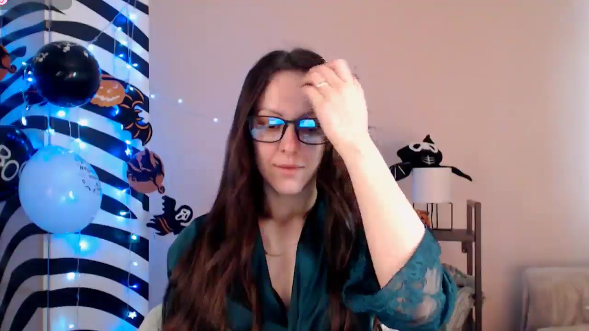 Gallery image thumbnail from BareflySi's myfreecams stream on, 11/06/2025, 11:08 image 13 of 20