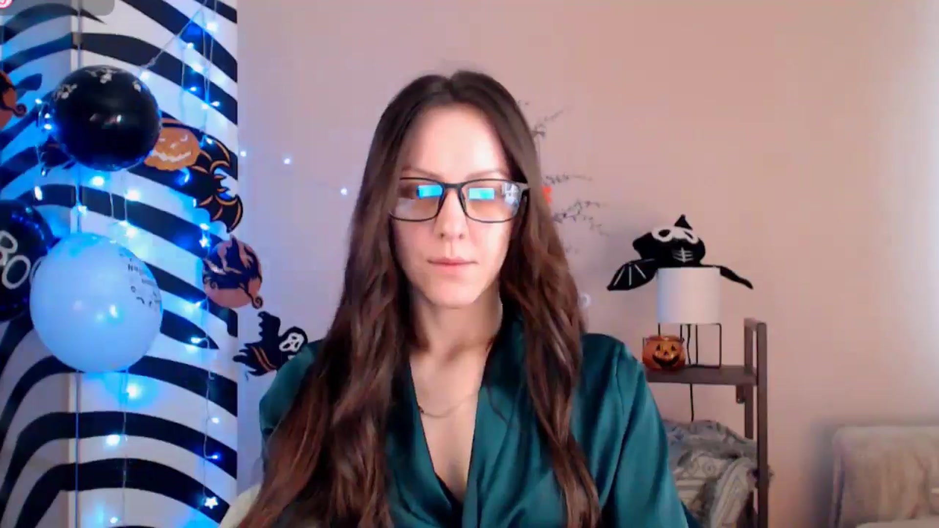 Gallery image thumbnail from BareflySi's myfreecams stream on, 11/06/2025, 11:08 image 9 of 20