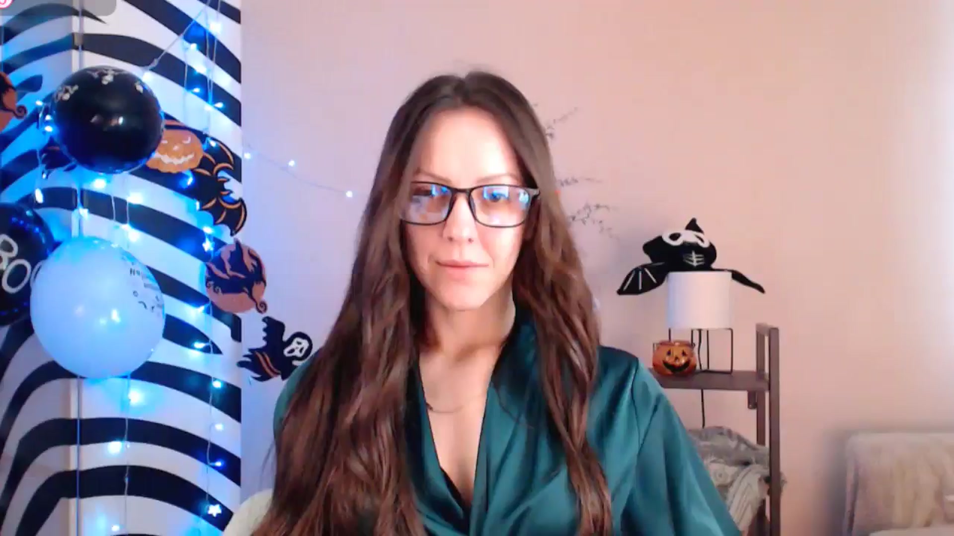Gallery image thumbnail from BareflySi's myfreecams stream on, 11/06/2025, 11:08 image 6 of 20