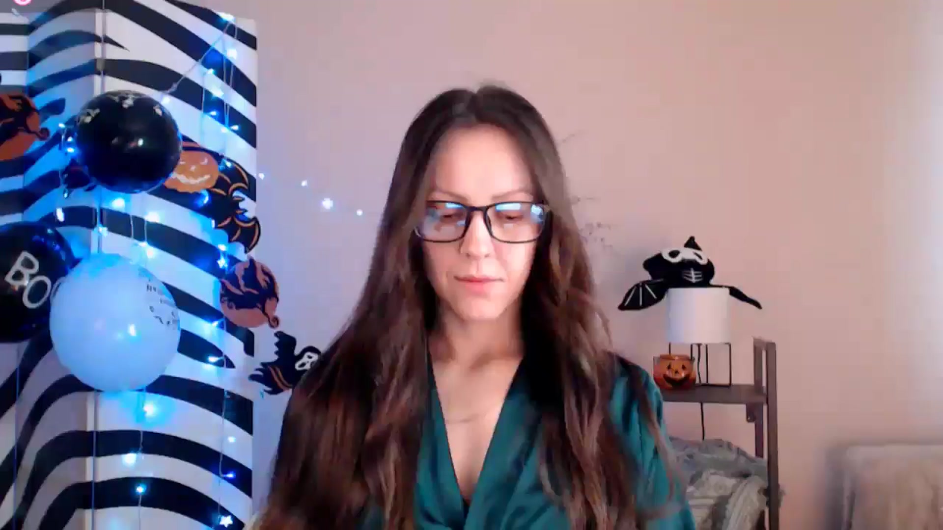 Gallery image thumbnail from BareflySi's myfreecams stream on, 11/06/2025, 11:08 image 2 of 20