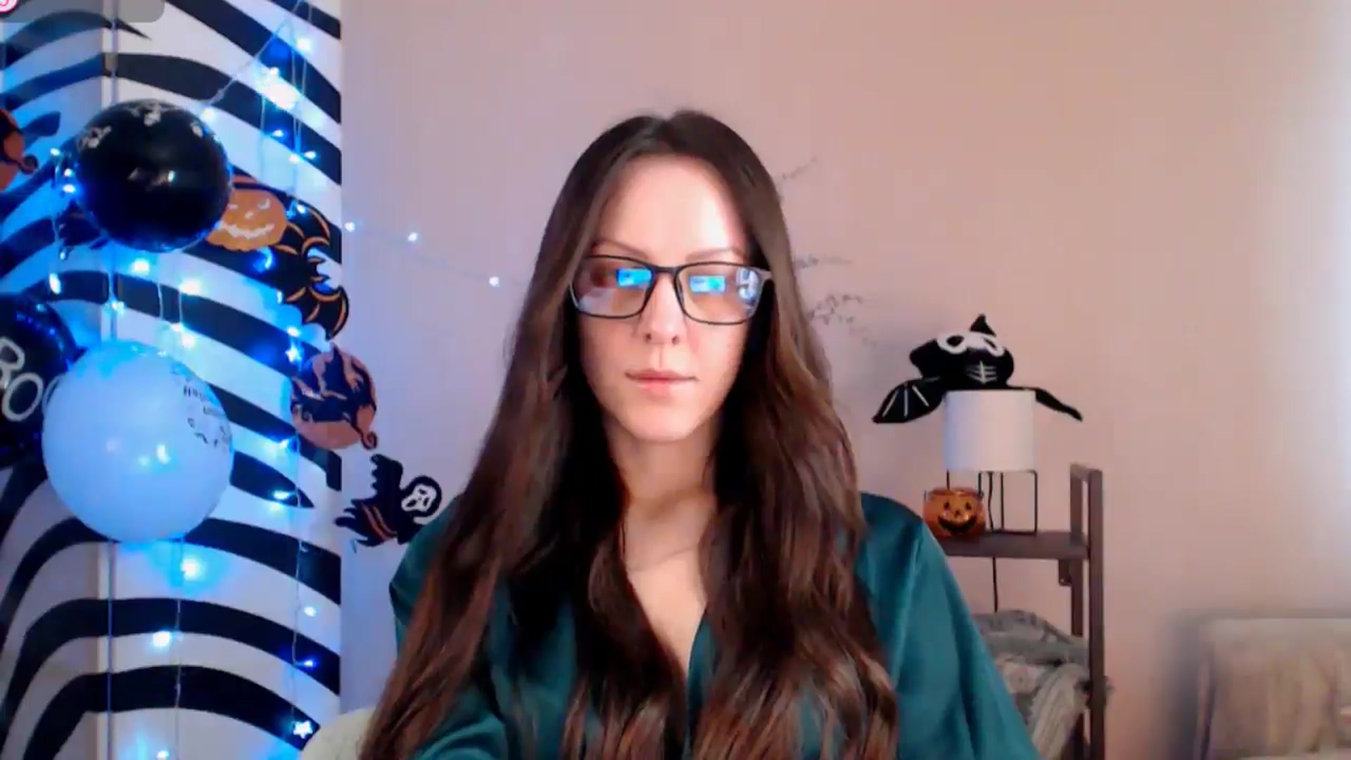 Gallery image thumbnail from BareflySi's myfreecams stream on, 11/06/2025, 11:35 image 18 of 20