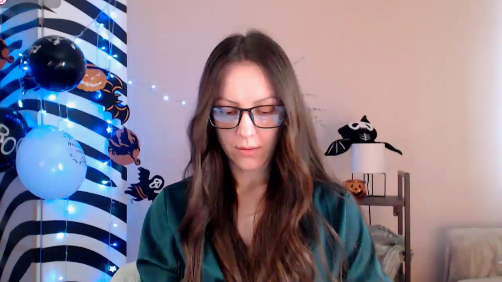 Gallery image thumbnail from BareflySi's myfreecams stream on, 11/06/2025, 11:35 image 8 of 20