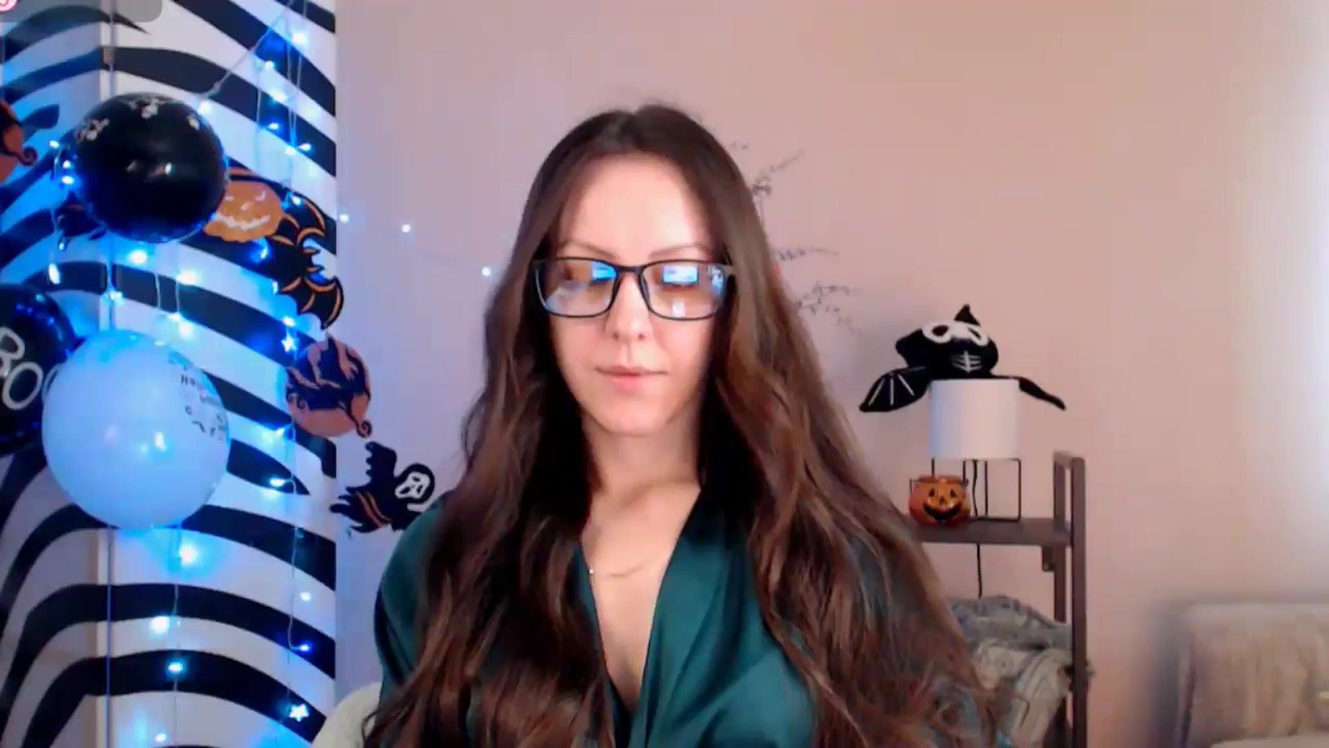 Gallery image thumbnail from BareflySi's myfreecams stream on, 11/06/2025, 11:35 image 3 of 20