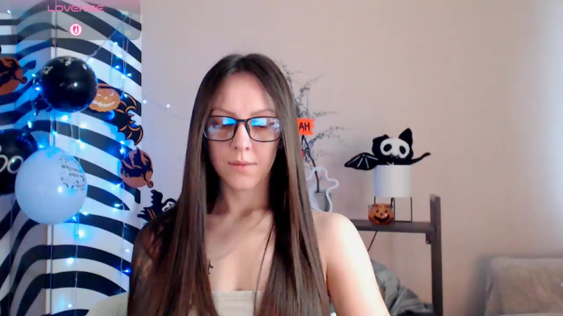 Gallery image thumbnail from BareflySi's myfreecams stream on, 11/07/2025, 10:37 image 17 of 20