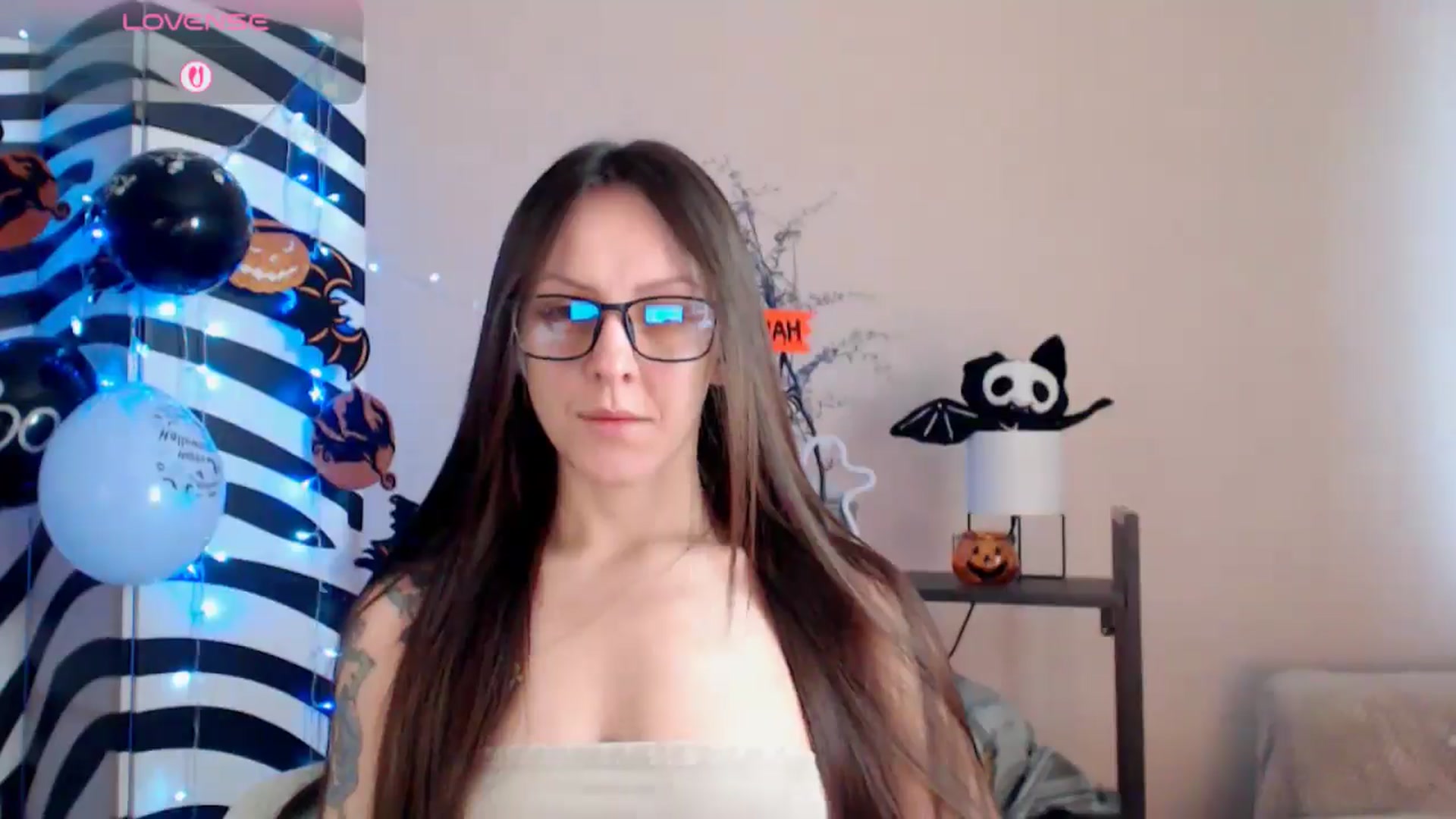Gallery image thumbnail from BareflySi's myfreecams stream on, 11/07/2025, 10:37 image 11 of 20