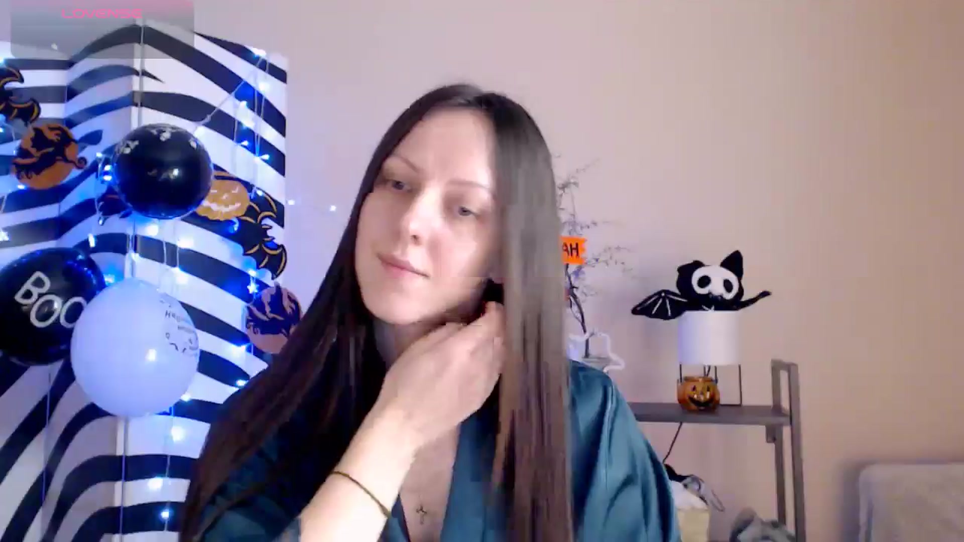 Gallery image thumbnail from BareflySi's myfreecams stream on, 11/09/2025, 16:38 image 18 of 20