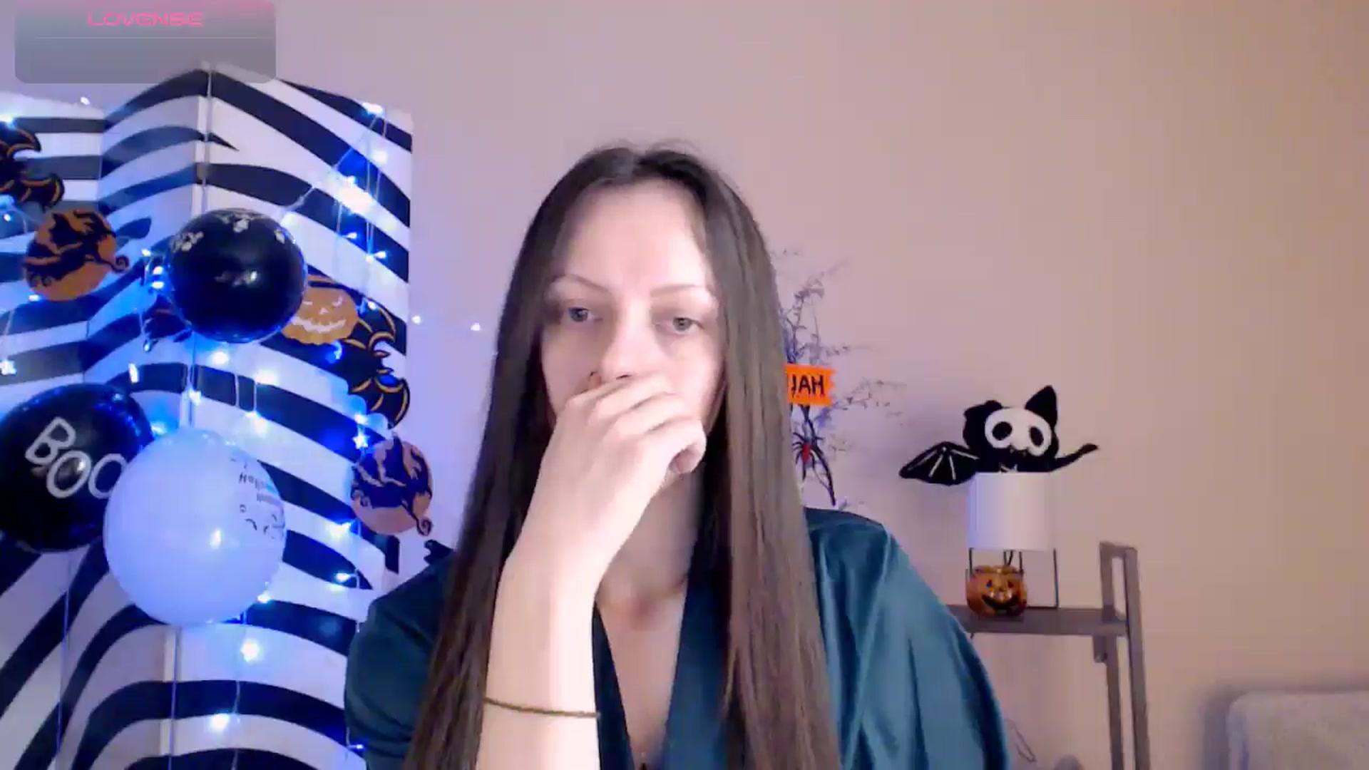 Gallery image thumbnail from BareflySi's myfreecams stream on, 11/09/2025, 17:32 image 16 of 20