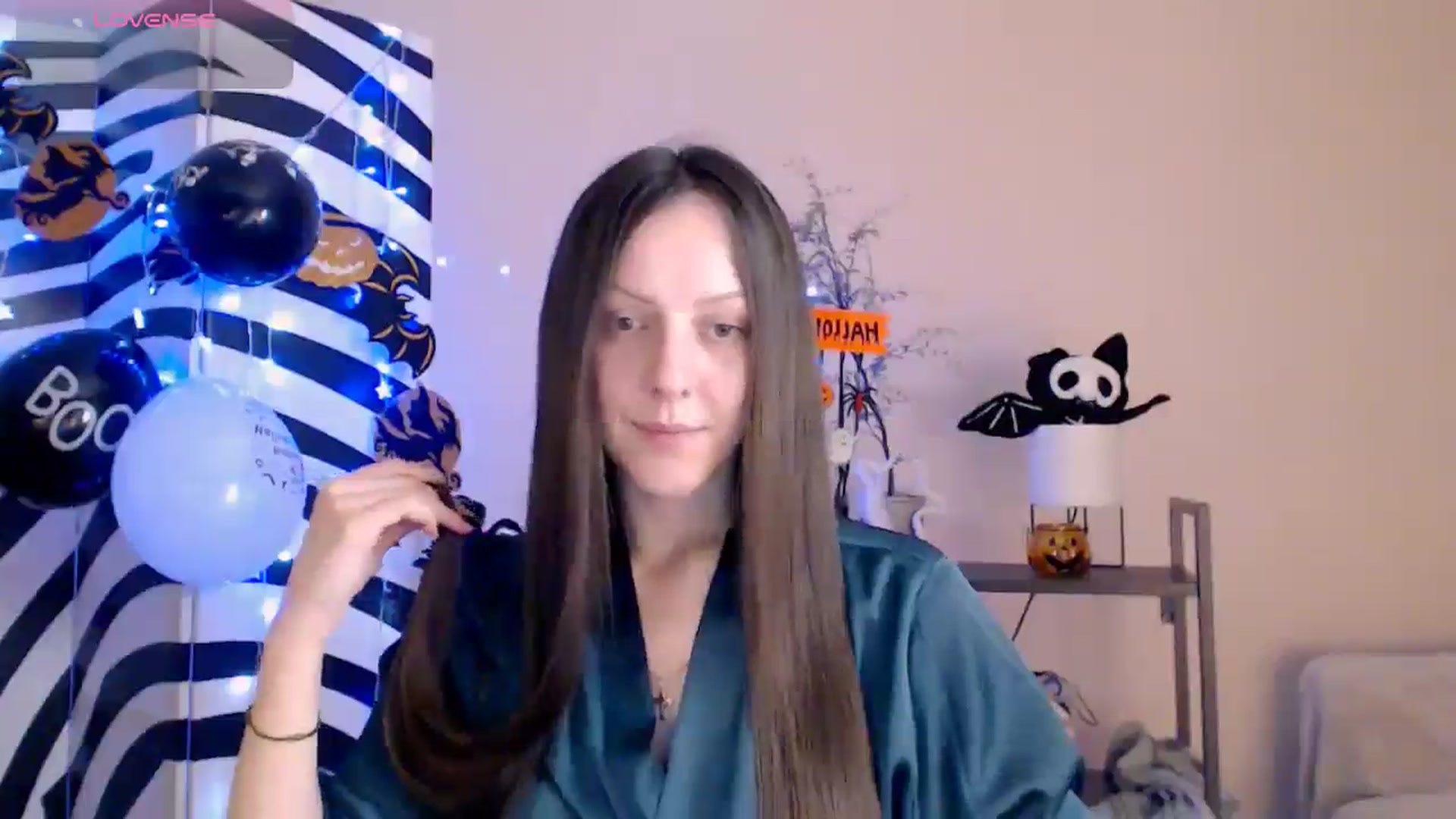 Gallery image thumbnail from BareflySi's myfreecams stream on, 11/09/2025, 17:32 image 6 of 20