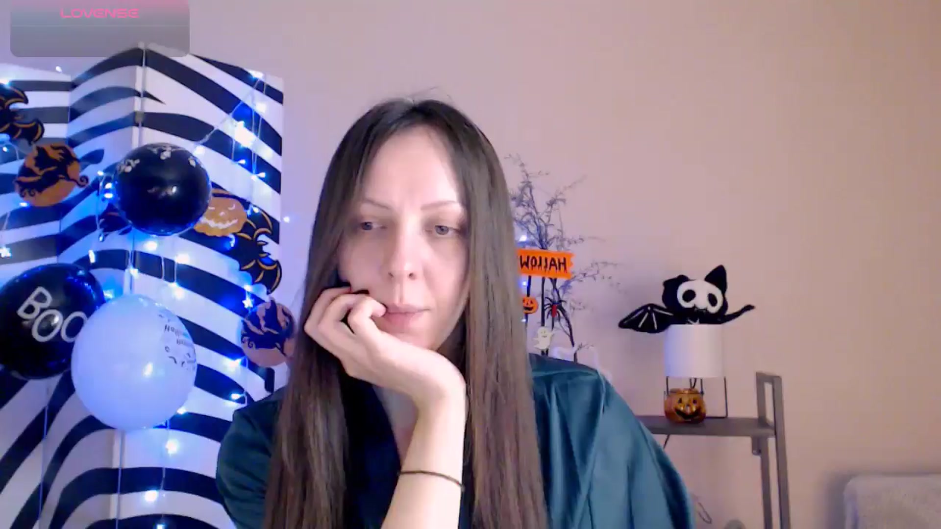 Gallery image thumbnail from BareflySi's myfreecams stream on, 11/09/2025, 17:32 image 15 of 20