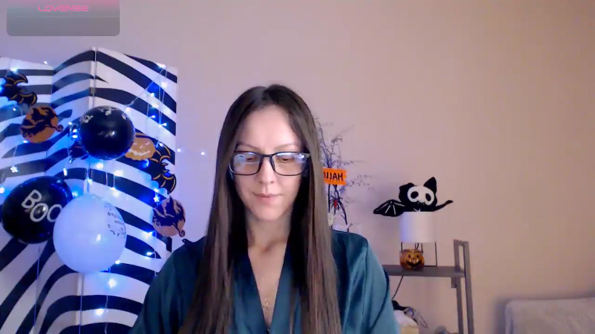 Gallery image thumbnail from BareflySi's myfreecams stream on, 11/09/2025, 17:32 image 18 of 20