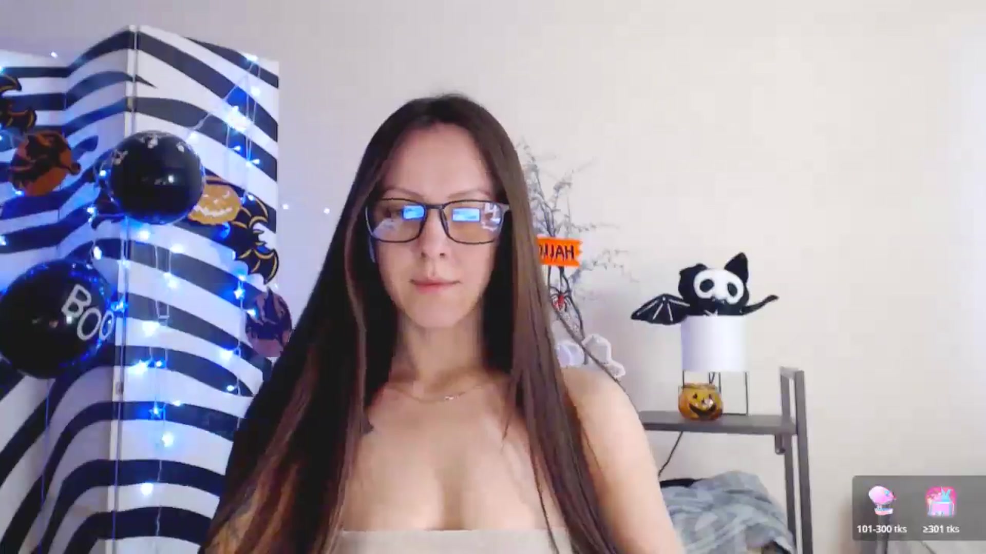 Gallery image thumbnail from BareflySi's myfreecams stream on, 11/11/2025, 11:15 image 16 of 20