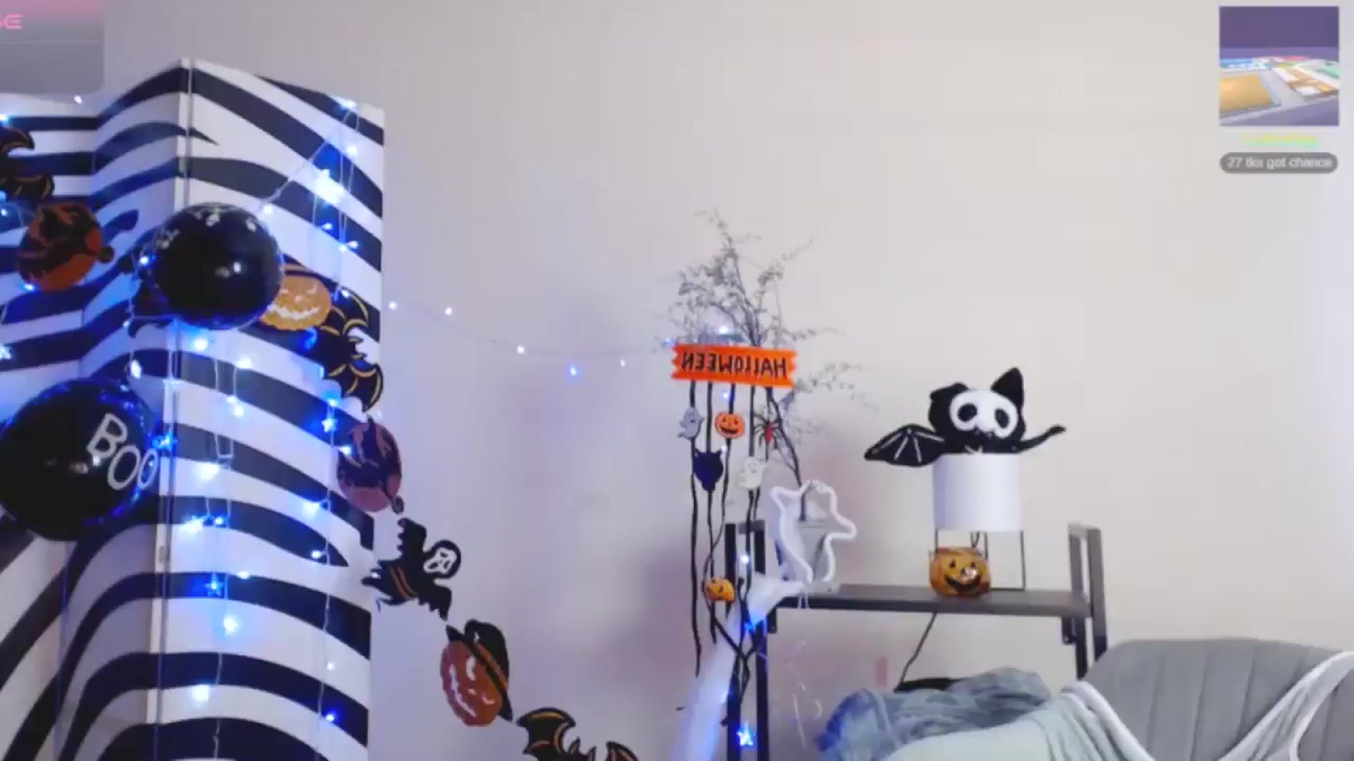 Gallery image thumbnail from BareflySi's myfreecams stream on, 11/11/2025, 13:12 image 1 of 20
