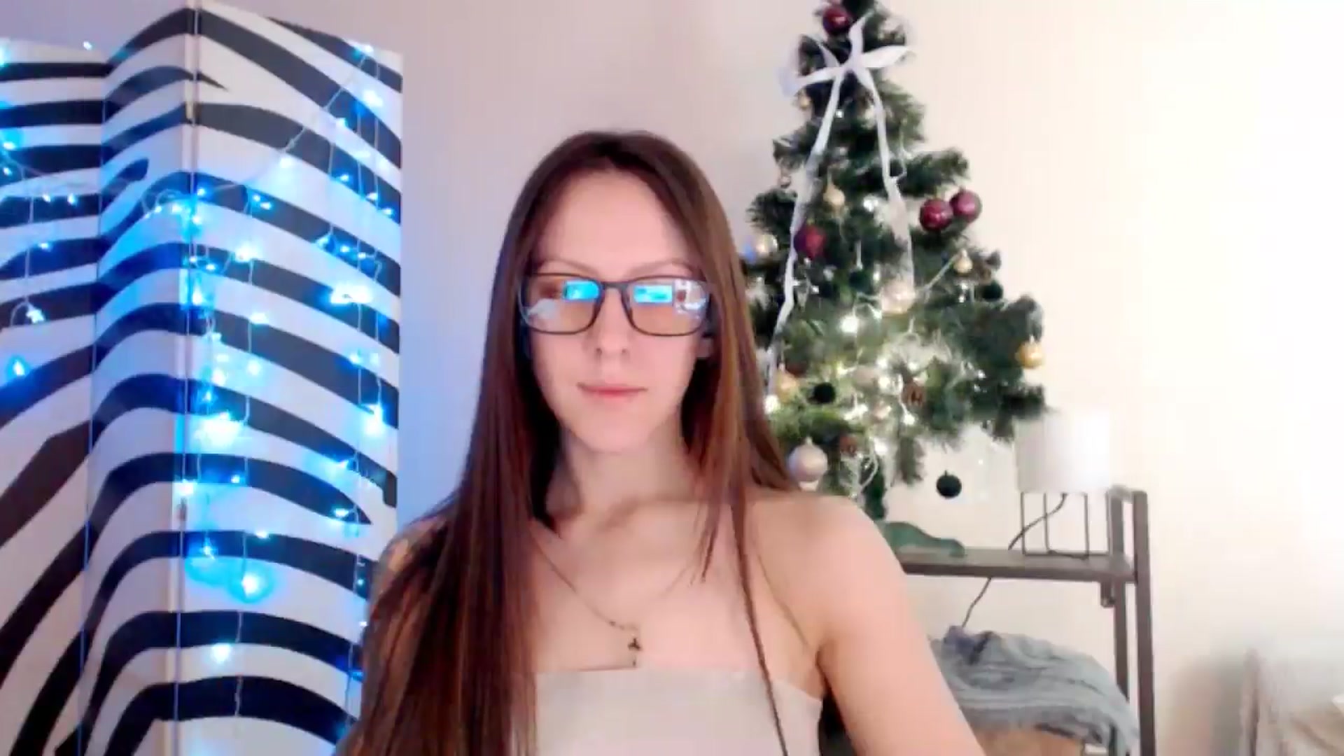 Gallery image thumbnail from BareflySi's myfreecams stream on, 11/13/2025, 11:53 image 2 of 20