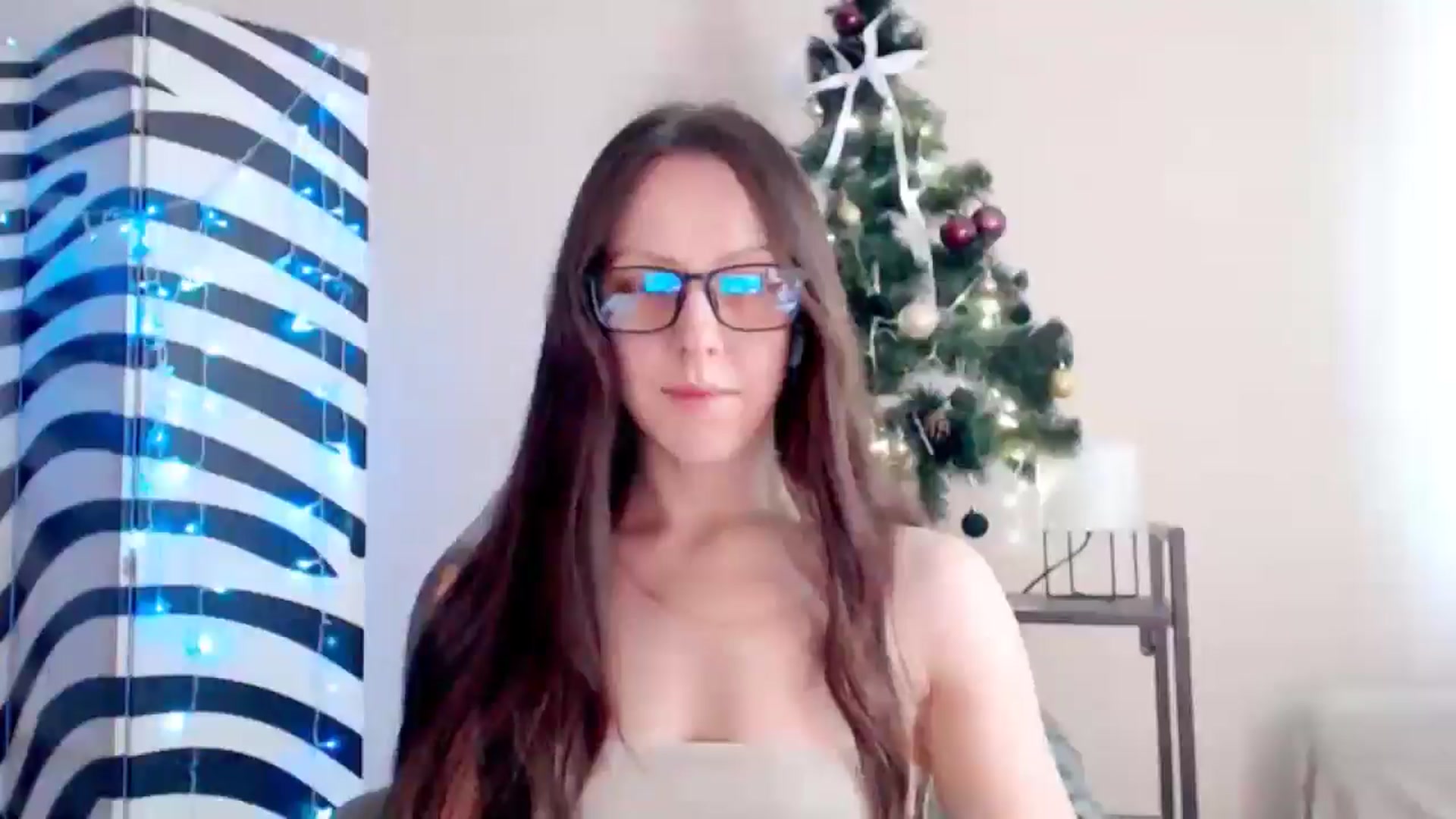 Gallery image thumbnail from BareflySi's myfreecams stream on, 11/14/2025, 11:29 image 3 of 20
