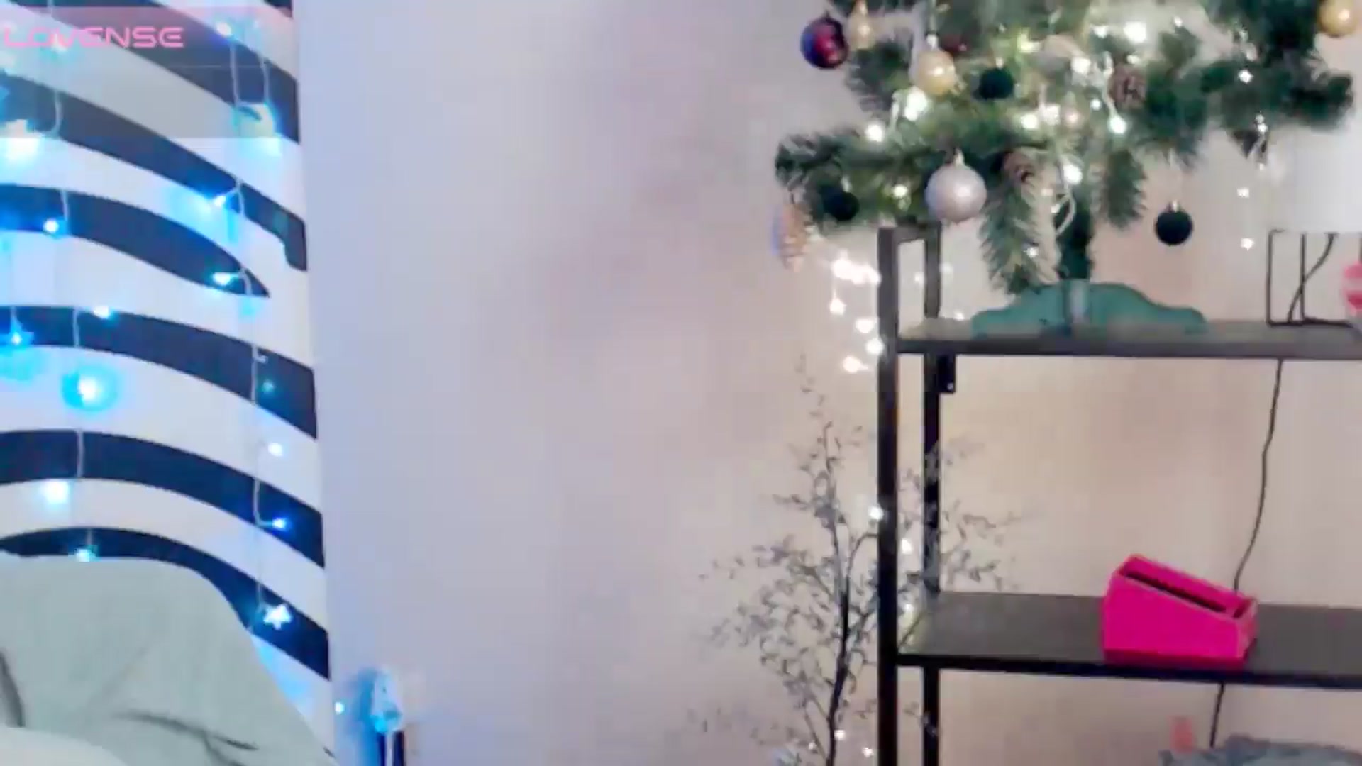 Gallery image thumbnail from BareflySi's myfreecams stream on, 11/14/2025, 15:11 image 17 of 20