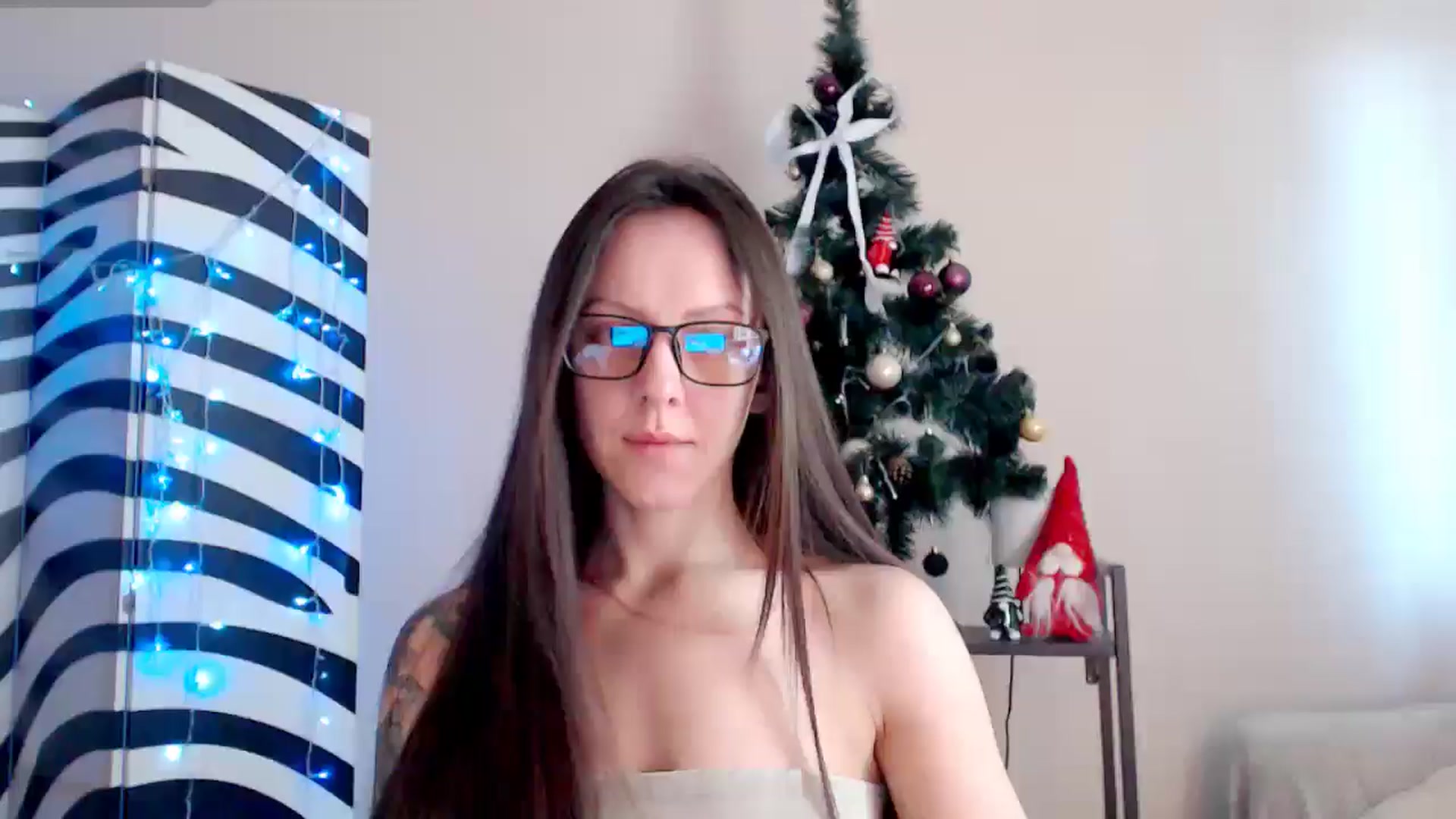 Gallery image thumbnail from BareflySi's myfreecams stream on, 11/15/2025, 10:11 image 3 of 20