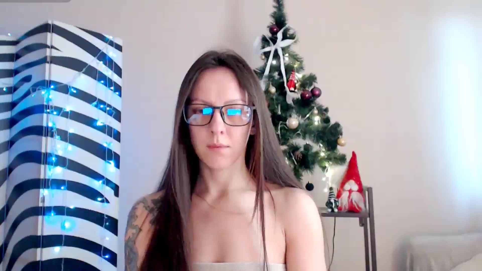Gallery image thumbnail from BareflySi's myfreecams stream on, 11/15/2025, 10:11 image 4 of 20