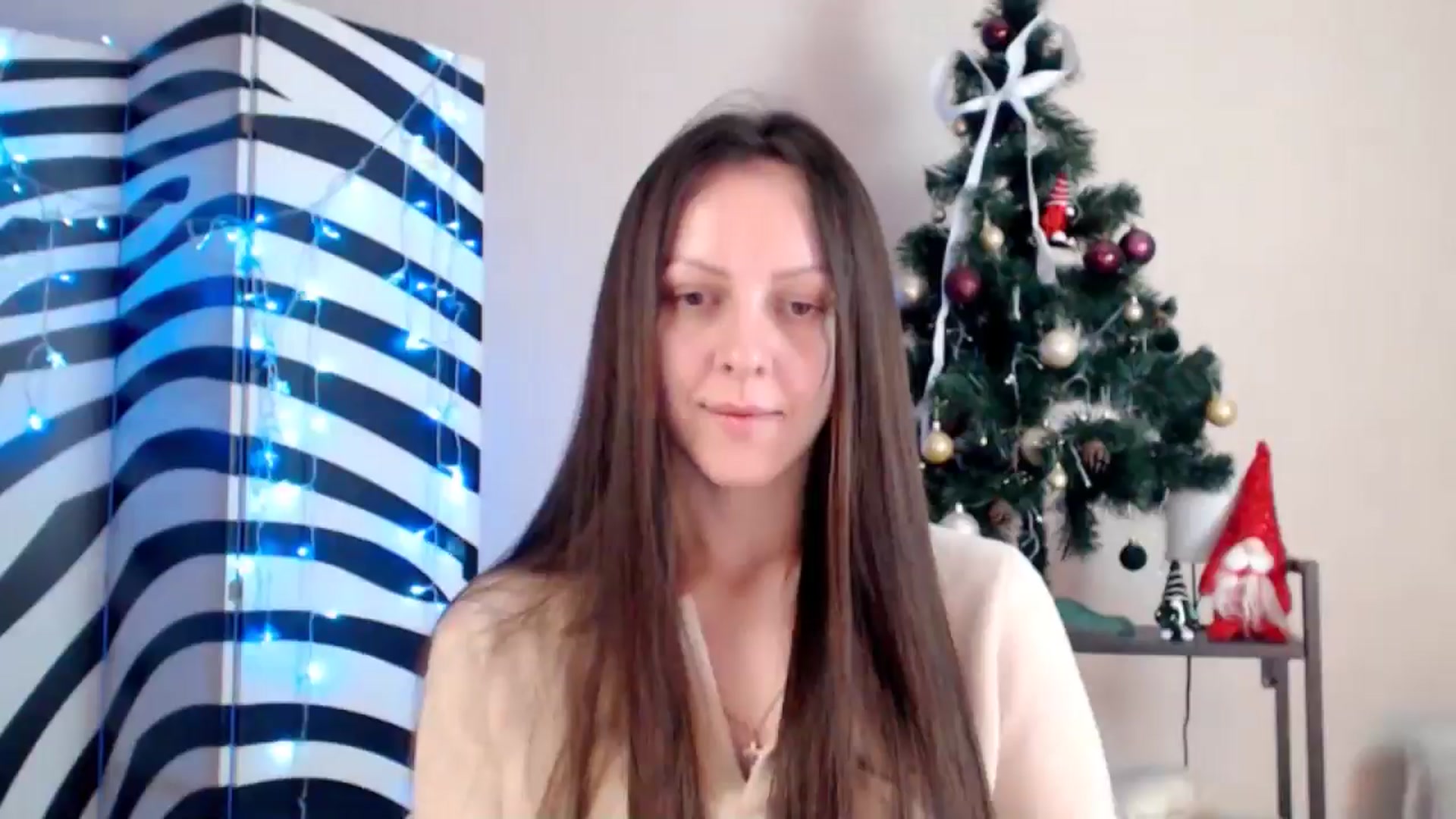 Gallery image thumbnail from BareflySi's myfreecams stream on, 11/17/2025, 15:30 image 4 of 20