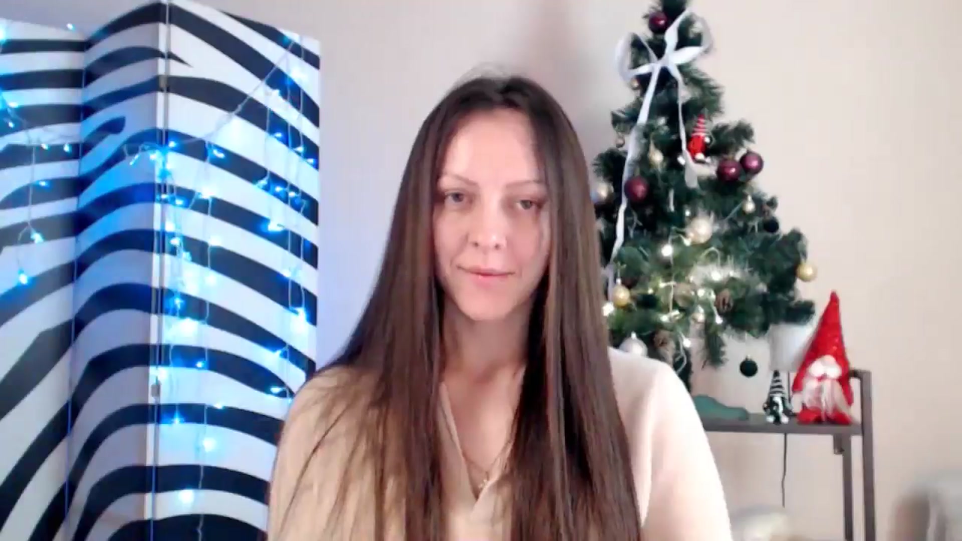 Gallery image thumbnail from BareflySi's myfreecams stream on, 11/17/2025, 15:30 image 3 of 20