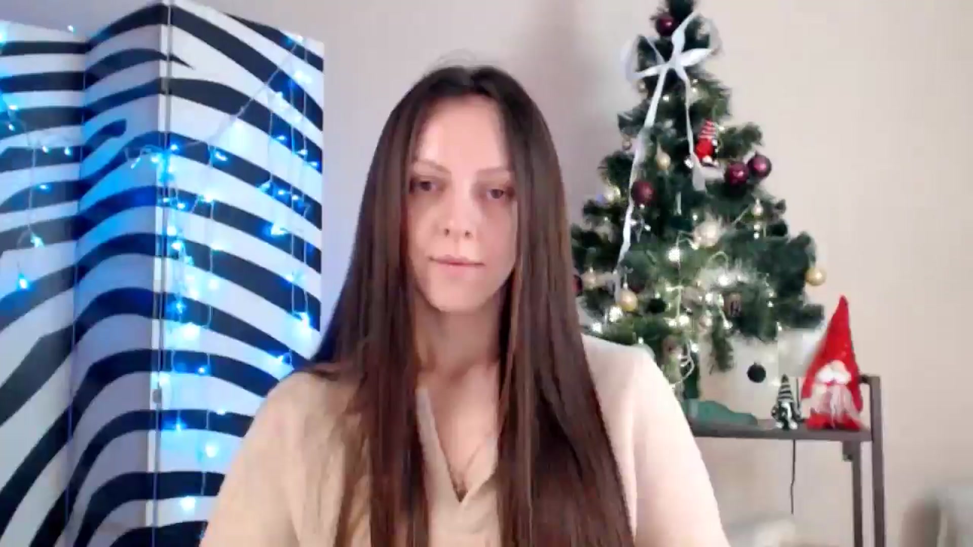 Gallery image thumbnail from BareflySi's myfreecams stream on, 11/17/2025, 15:30 image 11 of 20