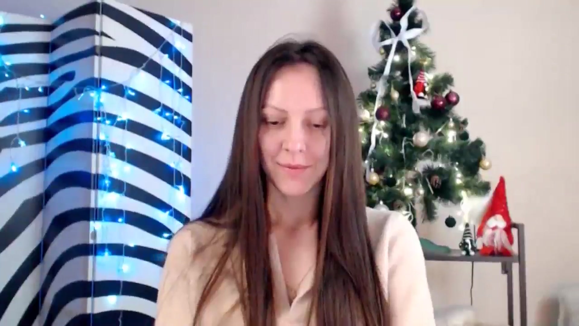 Gallery image thumbnail from BareflySi's myfreecams stream on, 11/17/2025, 15:30 image 6 of 20