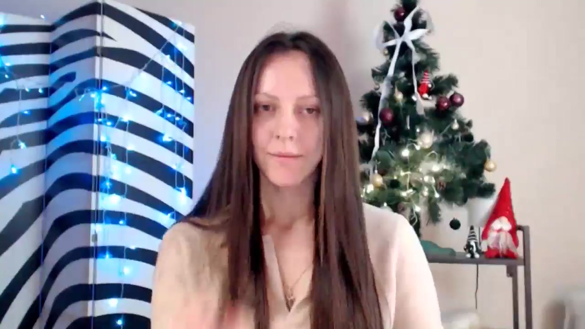 Gallery image thumbnail from BareflySi's myfreecams stream on, 11/17/2025, 15:30 image 12 of 20