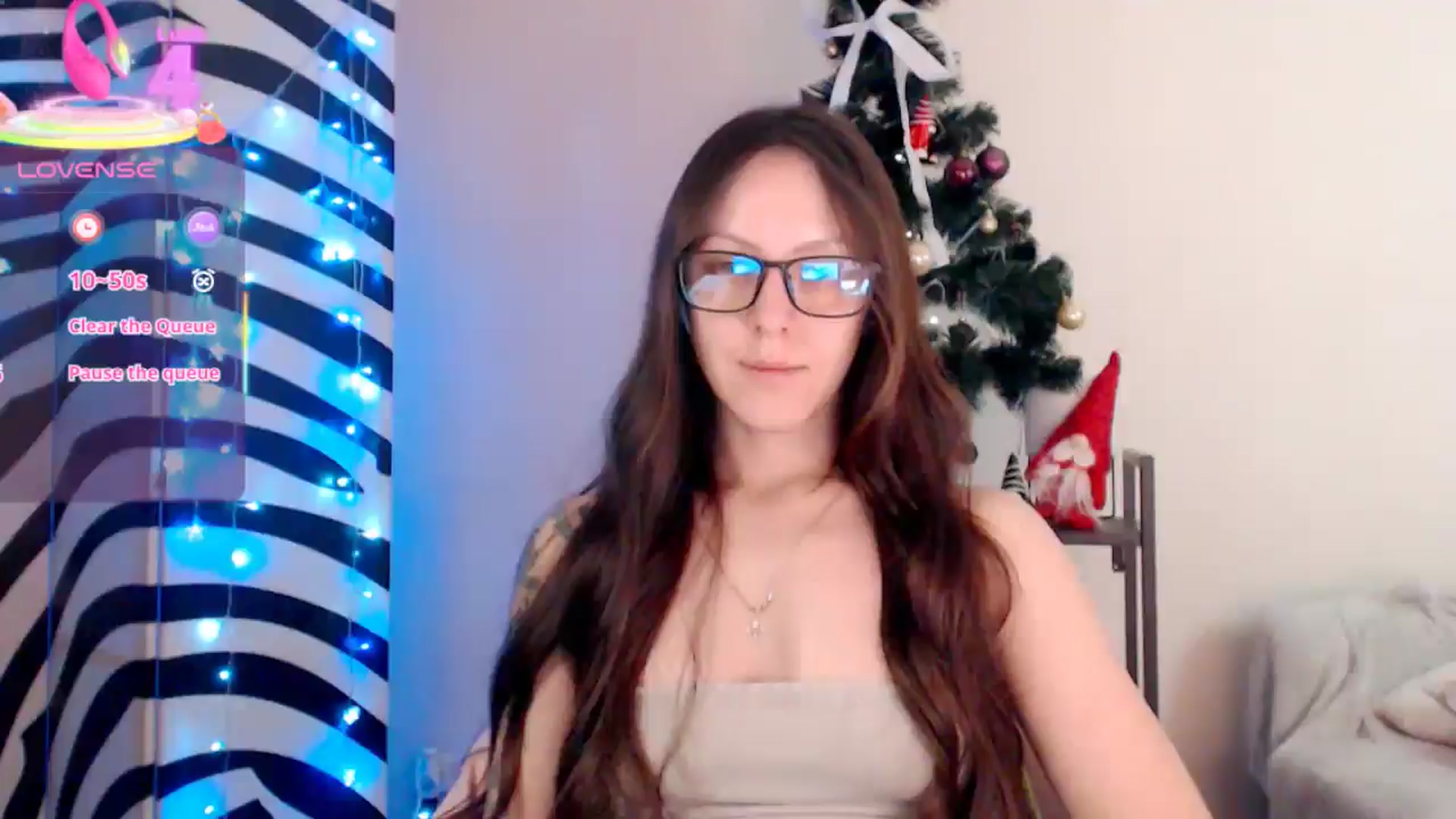 Gallery image thumbnail from BareflySi's myfreecams stream on, 12/01/2025, 16:01 image 2 of 20