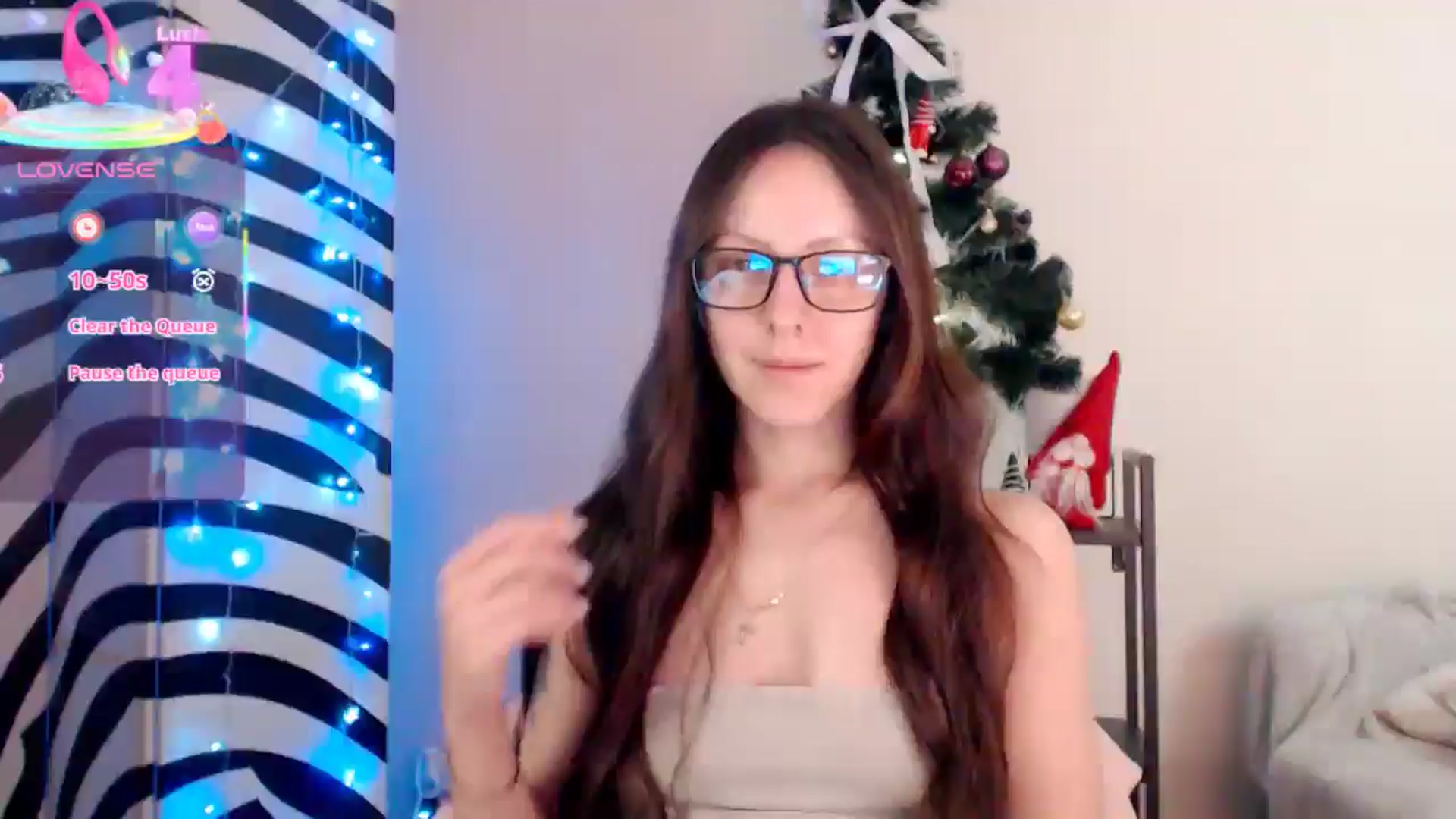Gallery image thumbnail from BareflySi's myfreecams stream on, 12/01/2025, 16:01 image 4 of 20