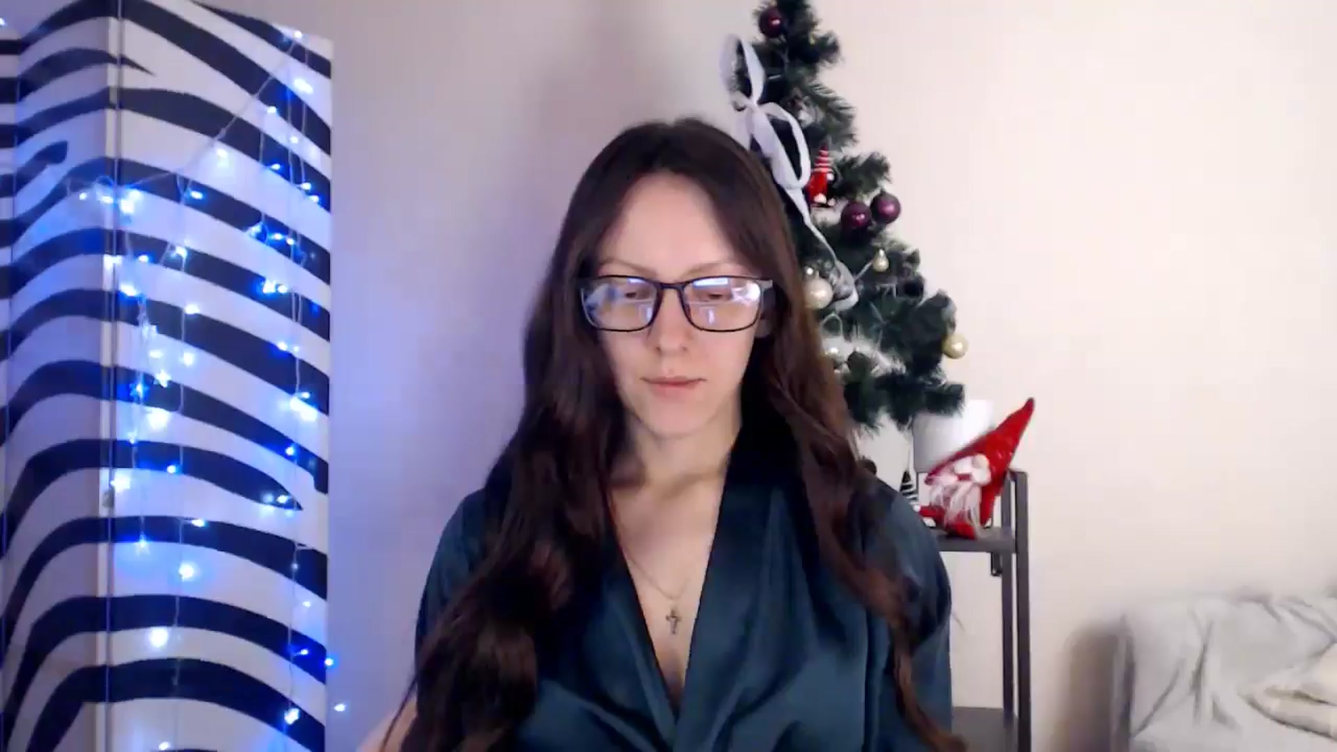 Gallery image thumbnail from BareflySi's myfreecams stream on, 12/03/2025, 14:46 image 3 of 20