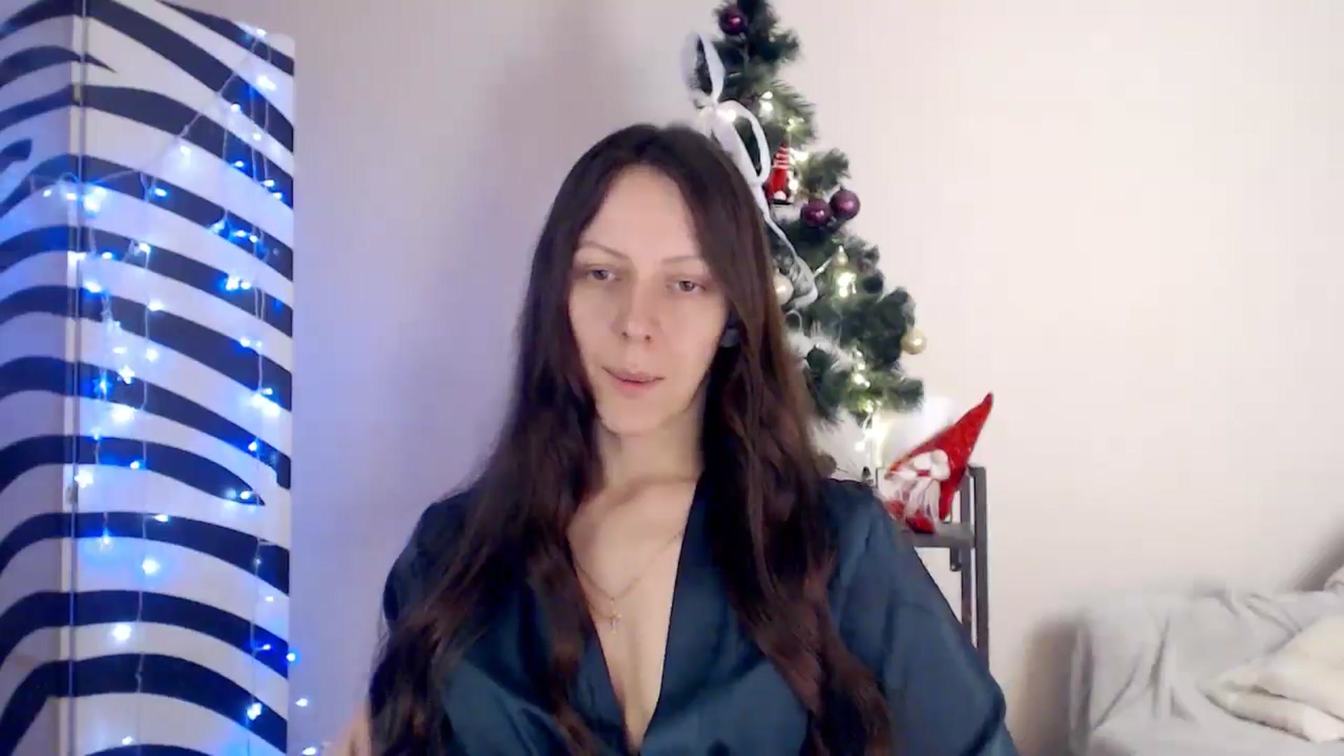 Gallery image thumbnail from BareflySi's myfreecams stream on, 12/03/2025, 14:46 image 15 of 20