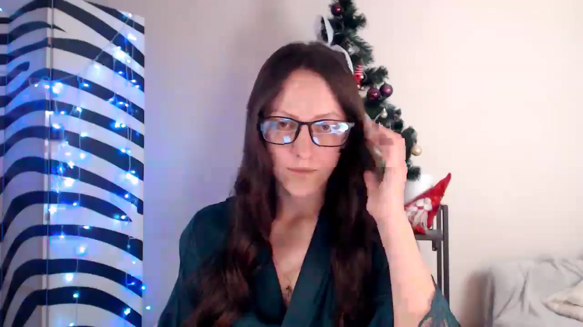 Gallery image thumbnail from BareflySi's myfreecams stream on, 12/03/2025, 14:46 image 4 of 20