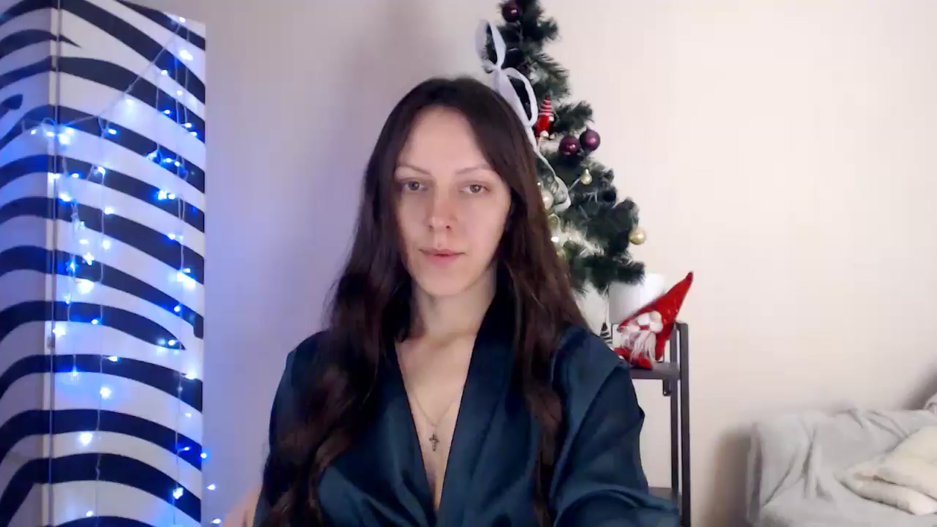 Gallery image thumbnail from BareflySi's myfreecams stream on, 12/03/2025, 14:46 image 10 of 20
