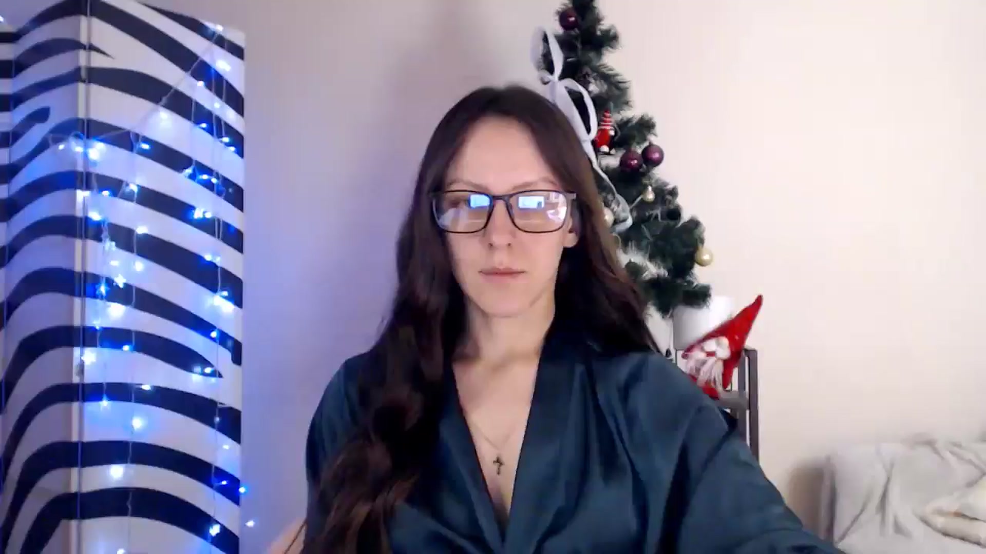 Gallery image thumbnail from BareflySi's myfreecams stream on, 12/03/2025, 14:46 image 1 of 20
