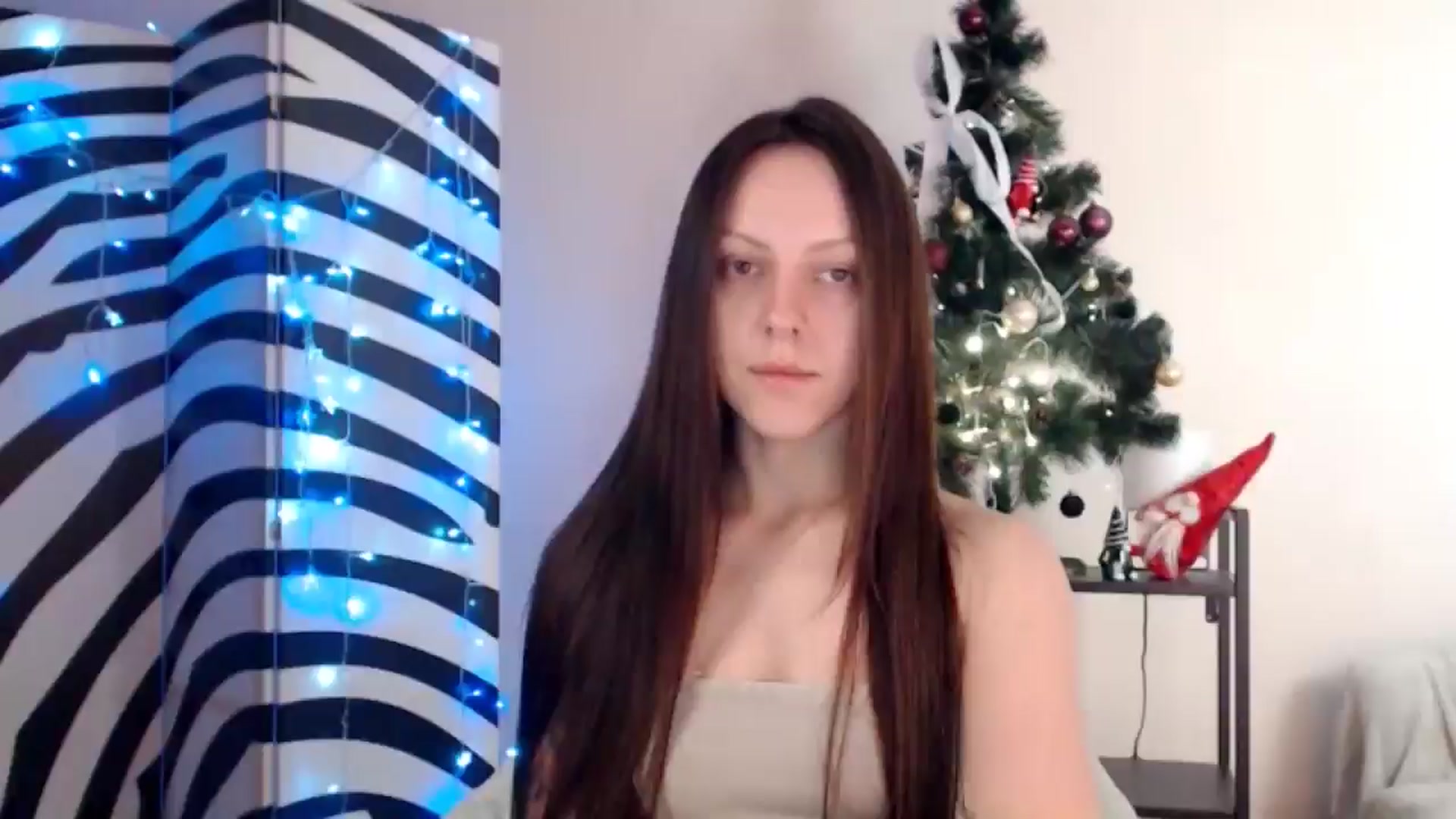 Gallery image thumbnail from BareflySi's myfreecams stream on, 12/04/2025, 11:24 image 1 of 20