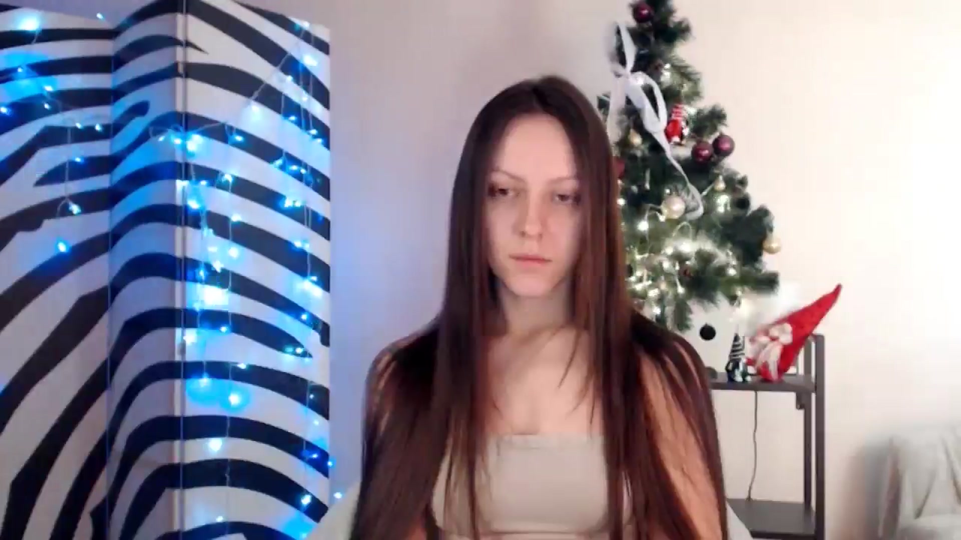 Gallery image thumbnail from BareflySi's myfreecams stream on, 12/04/2025, 11:24 image 4 of 20