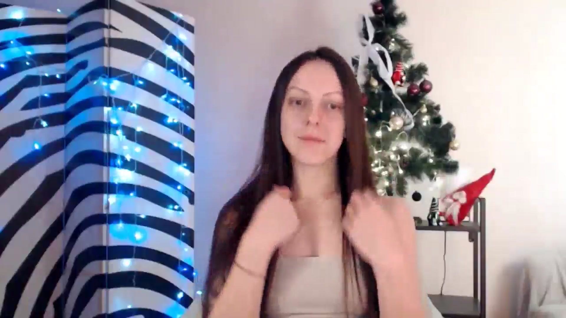 Gallery image thumbnail from BareflySi's myfreecams stream on, 12/04/2025, 11:24 image 2 of 20