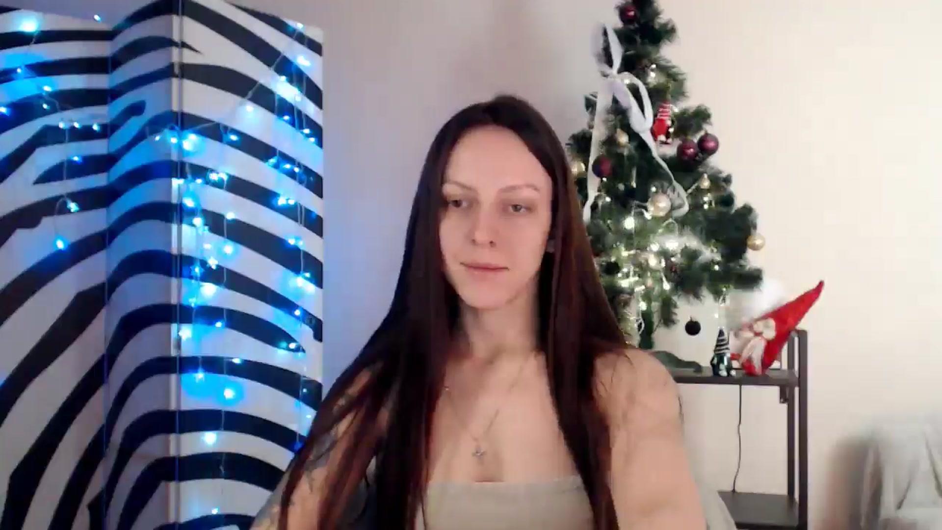 Gallery image thumbnail from BareflySi's myfreecams stream on, 12/04/2025, 12:23 image 16 of 20