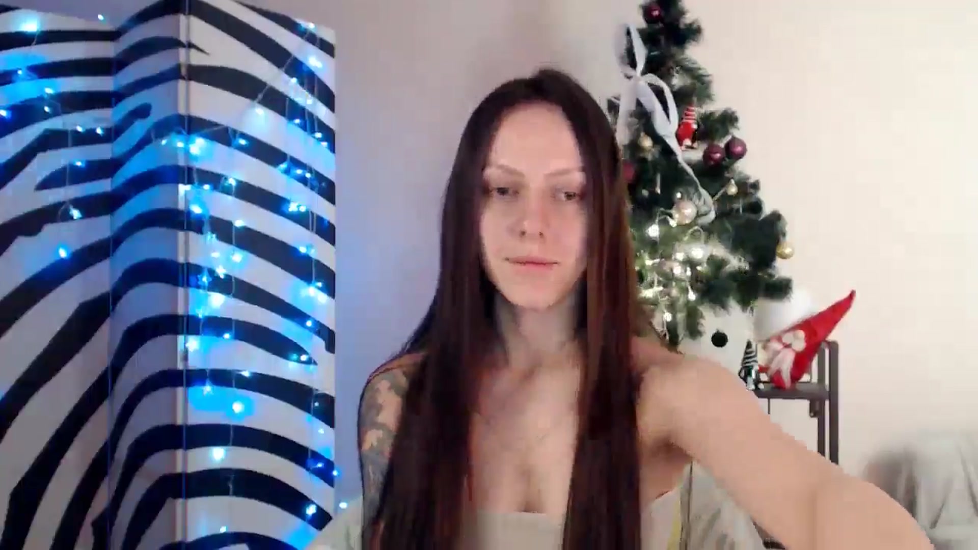 Gallery image thumbnail from BareflySi's myfreecams stream on, 12/04/2025, 12:23 image 4 of 20