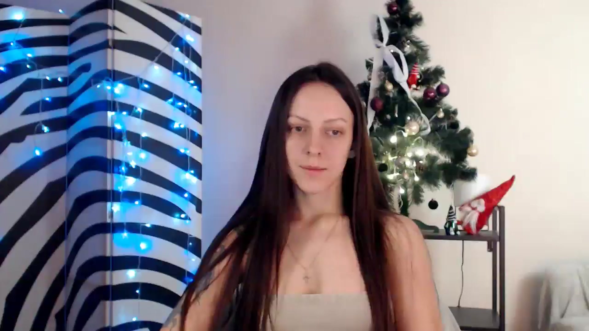 Gallery image thumbnail from BareflySi's myfreecams stream on, 12/04/2025, 12:23 image 17 of 20